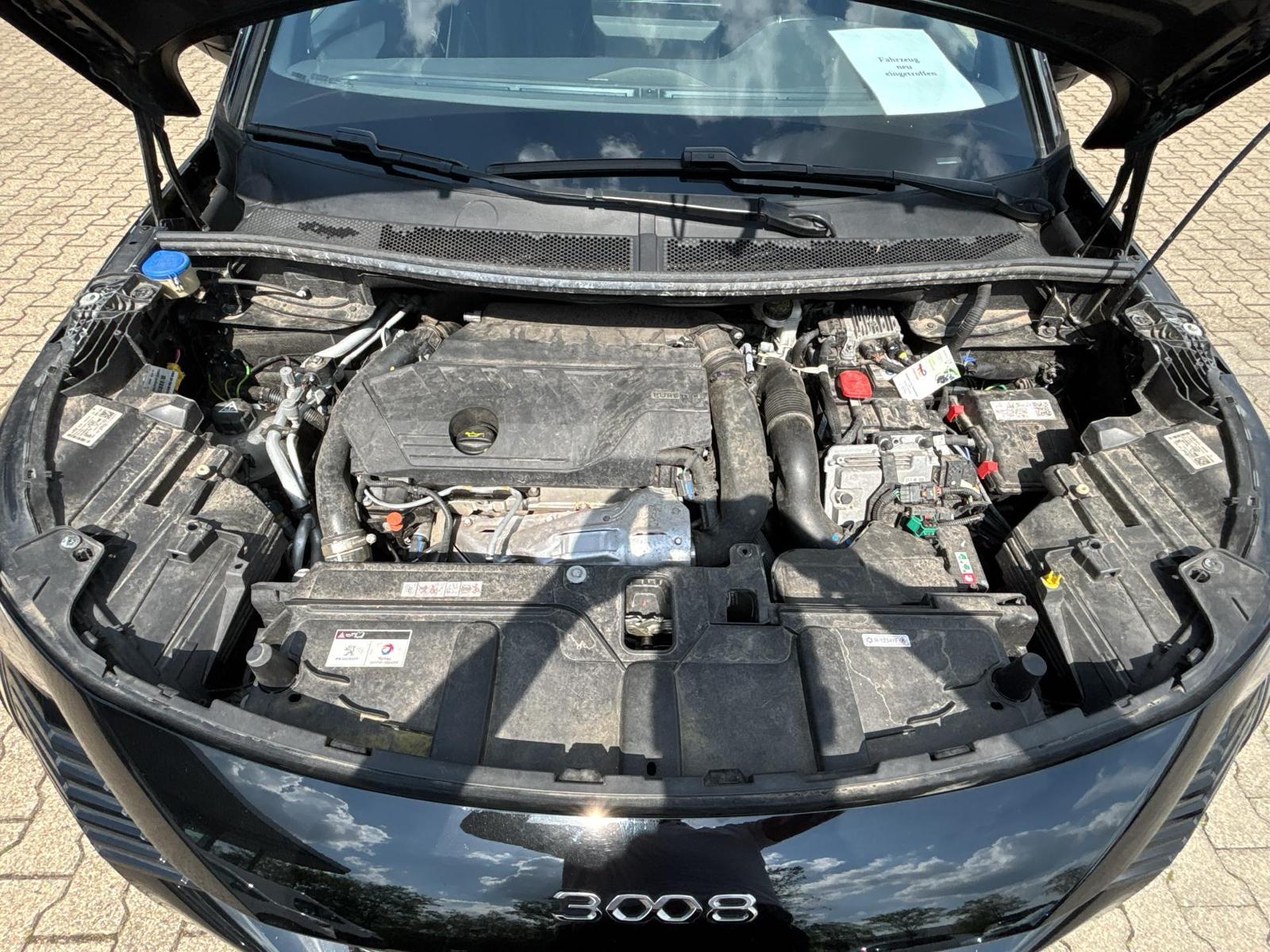 Fahrzeugabbildung Peugeot 3008 1.6 Hybrid 225 (Plug-In), GT