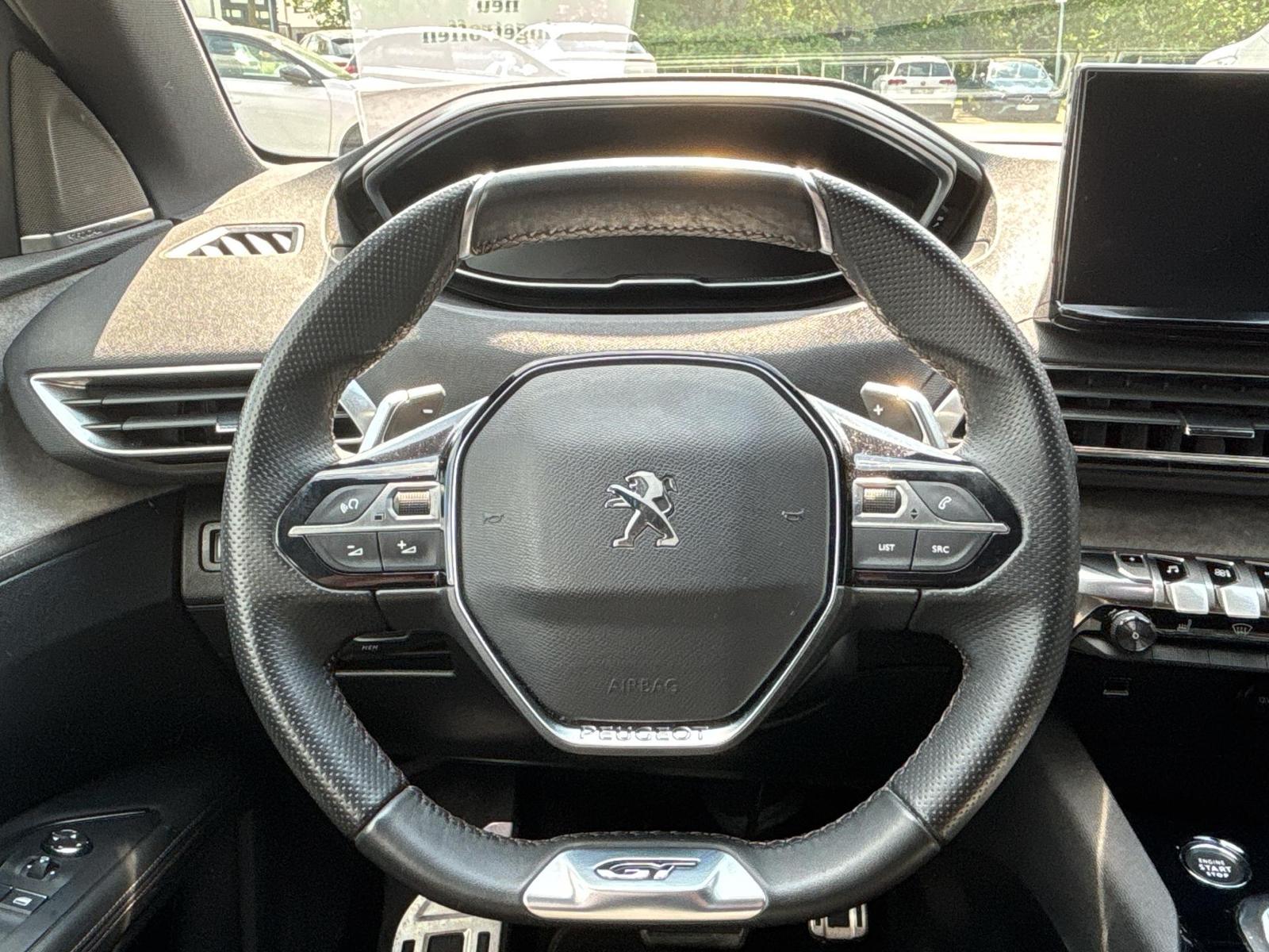 Fahrzeugabbildung Peugeot 3008 1.6 Hybrid 225 (Plug-In), GT