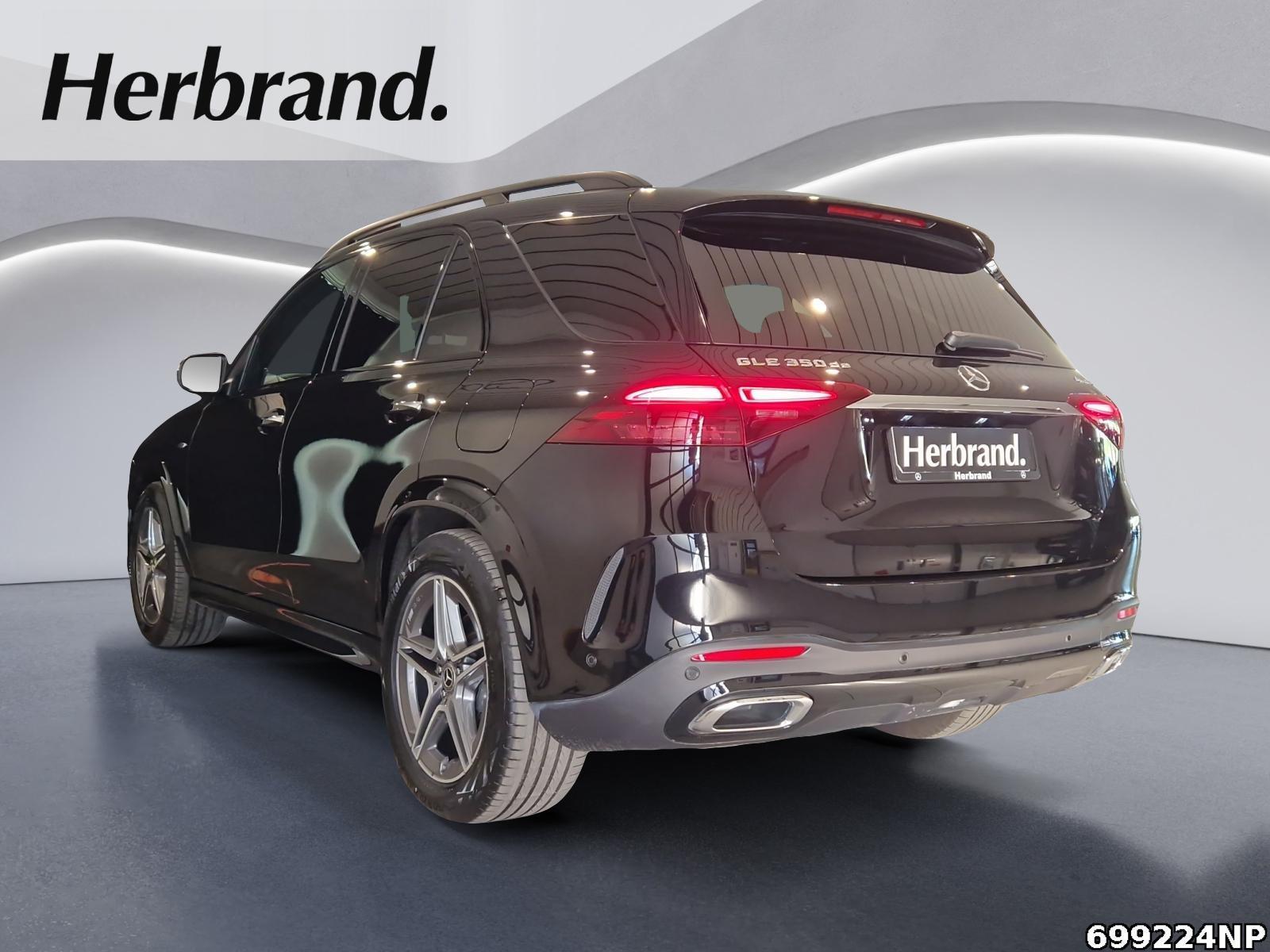 Fahrzeugabbildung Mercedes-Benz GLE 350 de 4M AMG AHK Pano MULTIBEAM Burmester