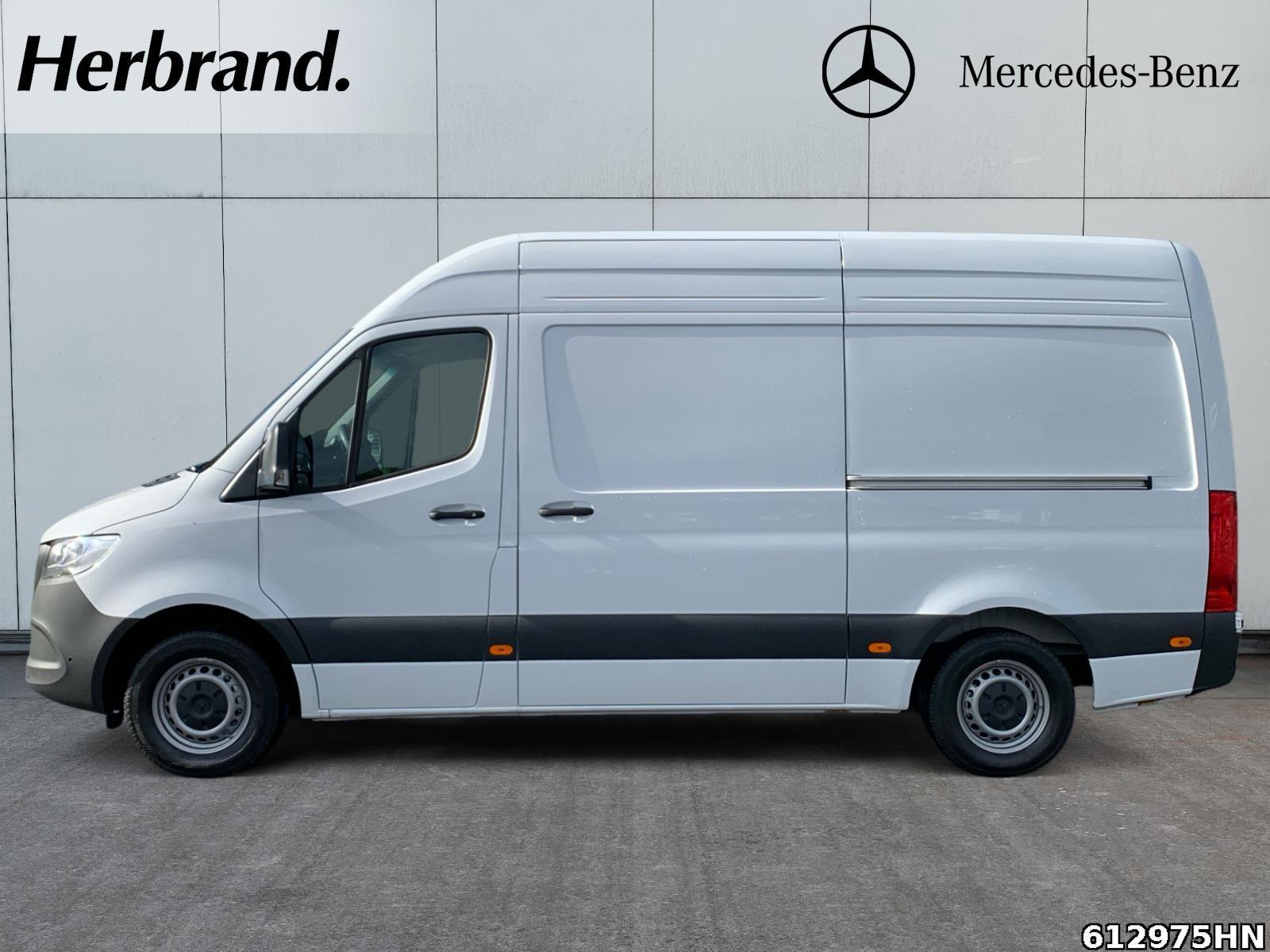 Fahrzeugabbildung Mercedes-Benz Sprinter 315 PRO L2H2 *SCHIEBETÜR LI+RE*AHK 3,5*