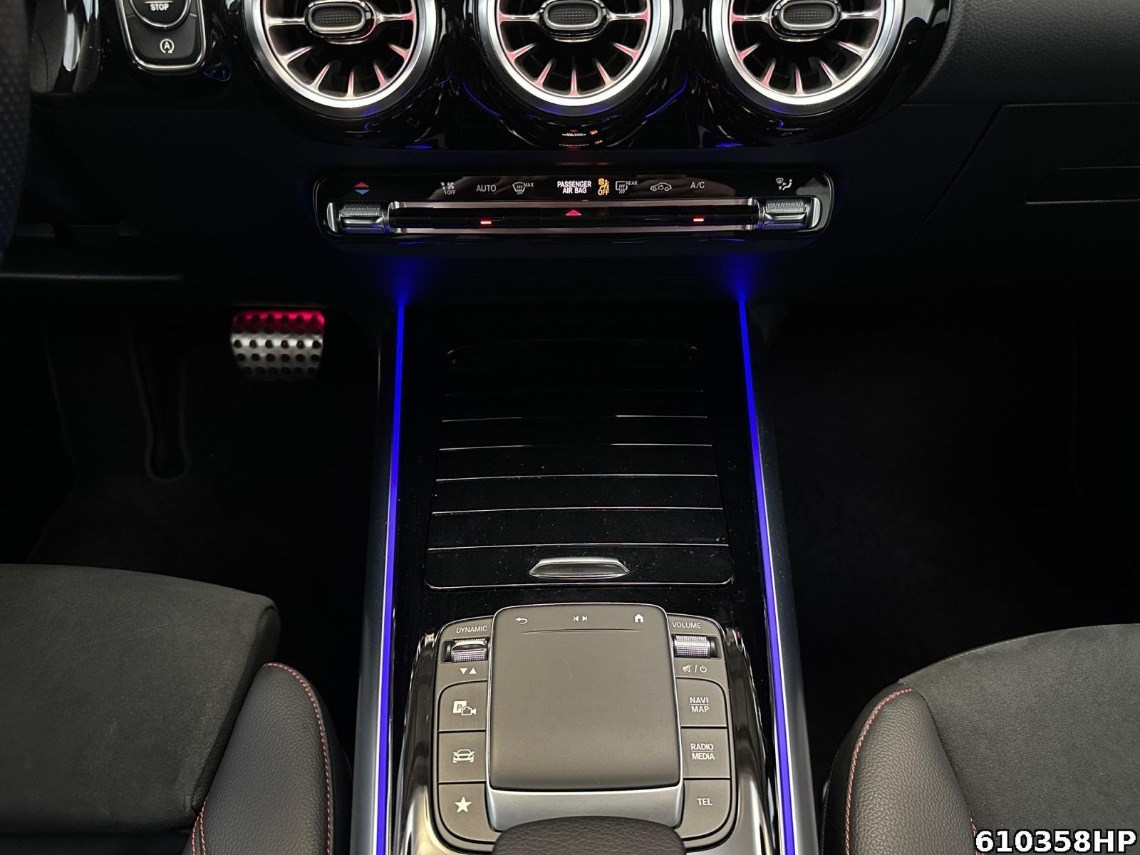 Fahrzeugabbildung Mercedes-Benz B 200 AMG Line Rückfahrkamera CarPlay Multibeam