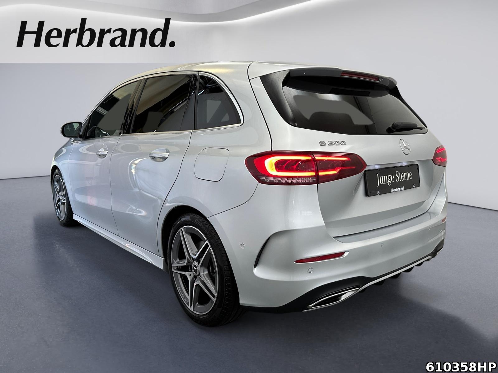 Fahrzeugabbildung Mercedes-Benz B 200 AMG Line Rückfahrkamera CarPlay Multibeam