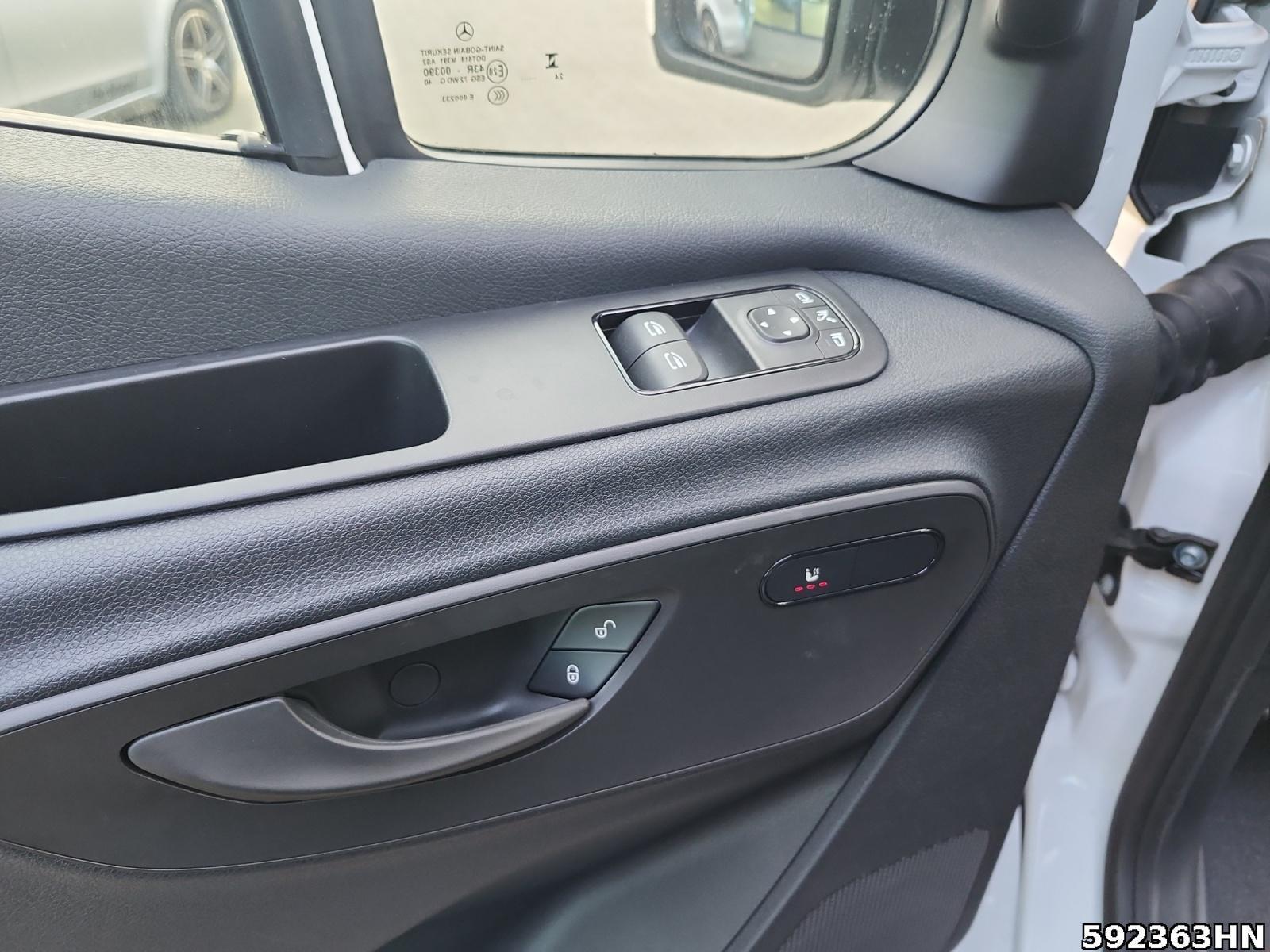 Fahrzeugabbildung Mercedes-Benz Sprinter 319 CDI Kasten PRO Hochdach Standard