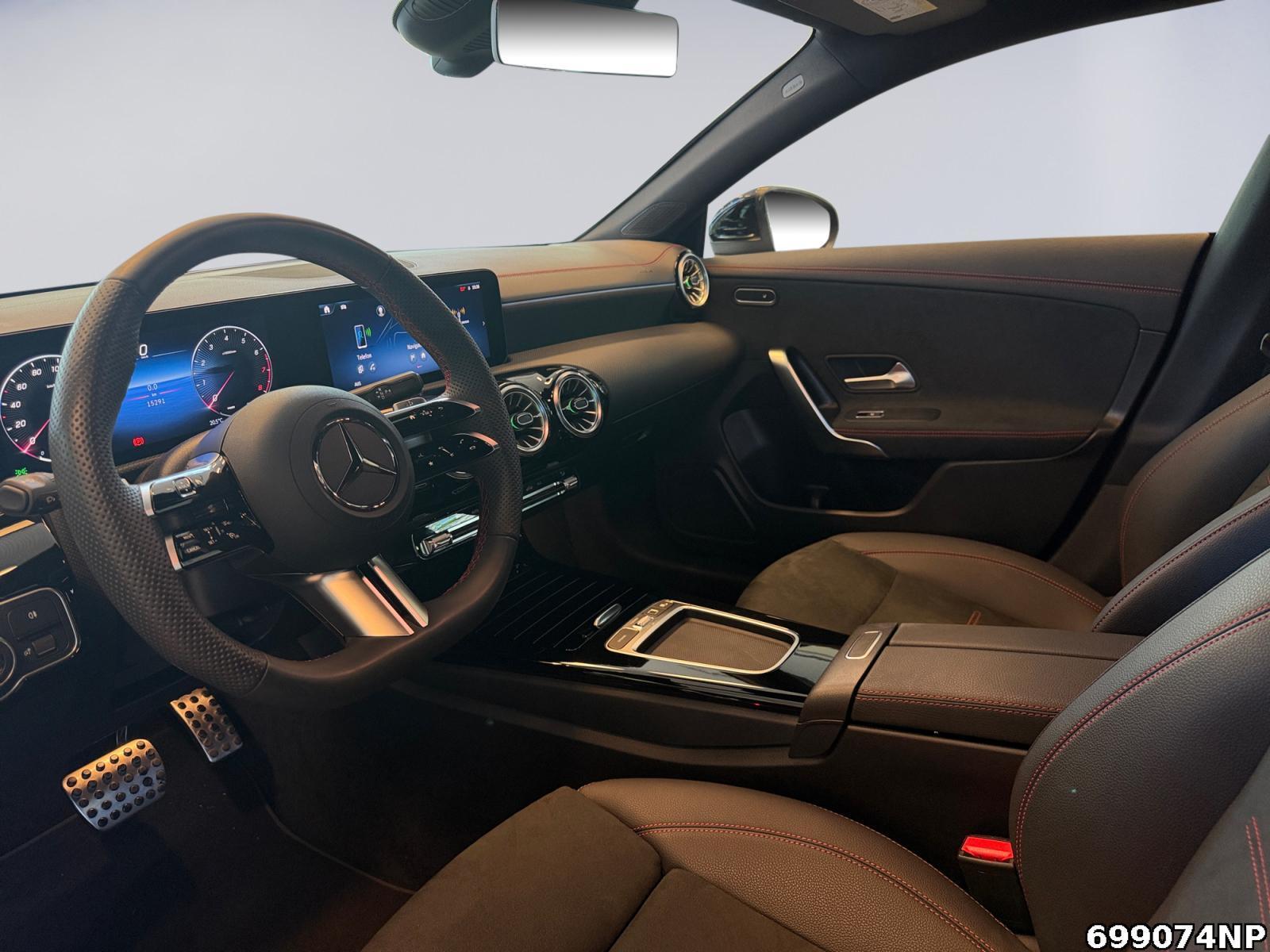 Fahrzeugabbildung Mercedes-Benz CLA 180 Shooting Brake AMG Ambiente LED Lenkradhzg KEYLESS.