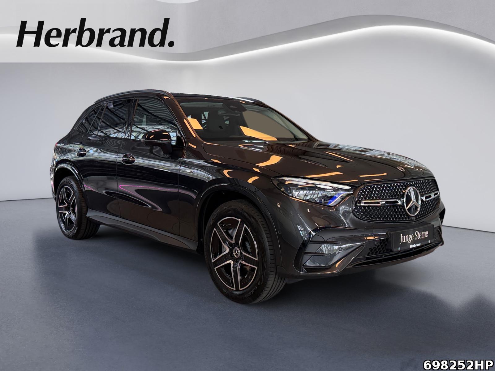 Fahrzeugabbildung Mercedes-Benz GLC 300 e 4M AMG Pano Digital-Light AHK Memory