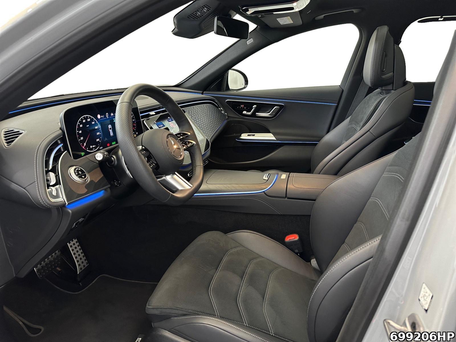 Fahrzeugabbildung Mercedes-Benz E 300 T AMG Night Distronic Pano Alpingrau