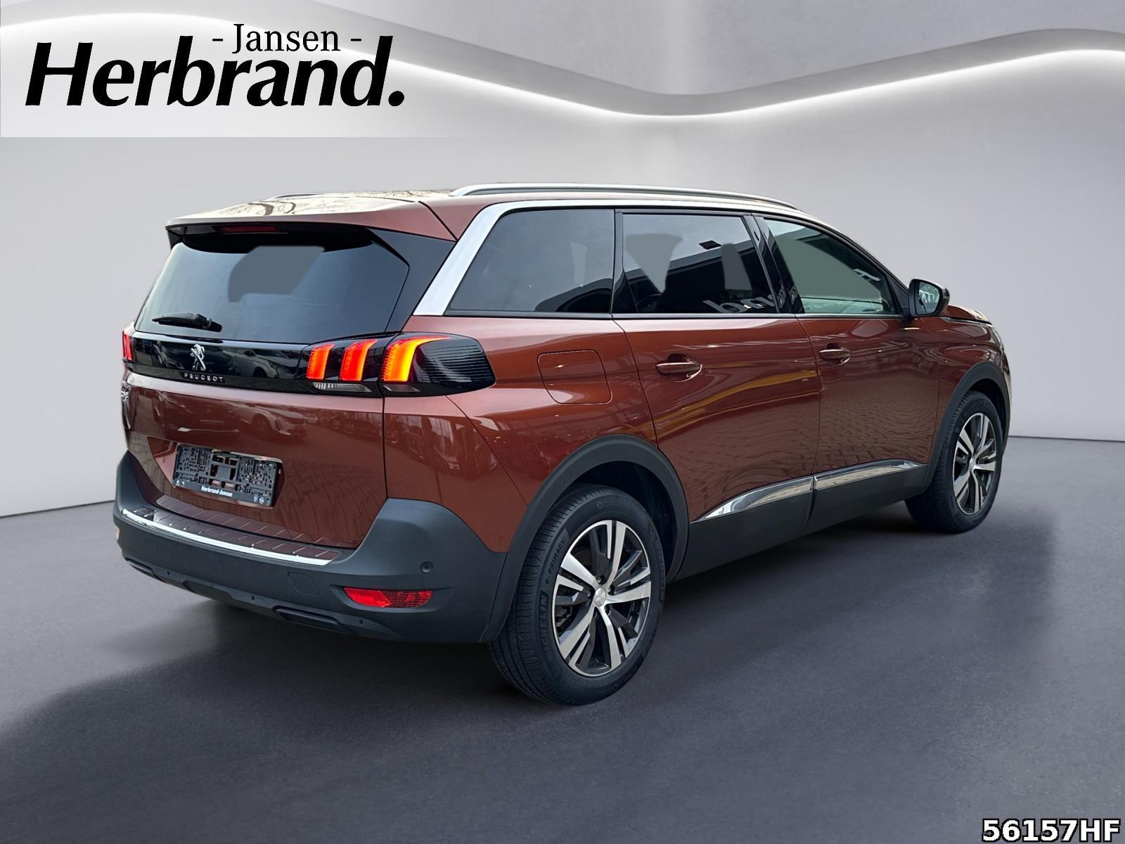 Fahrzeugabbildung Peugeot 5008 1.2 PureTech 130, Allure Pack