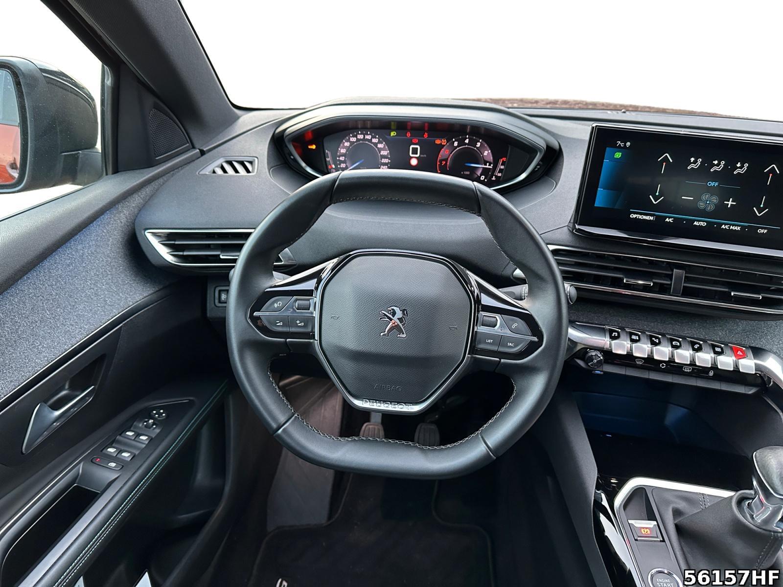 Fahrzeugabbildung Peugeot 5008 1.2 PureTech 130, Allure Pack