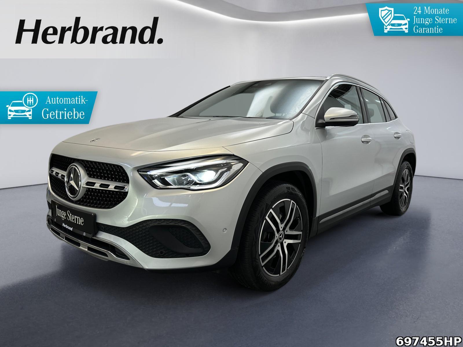 Mercedes-Benz GLA 200 Progressive LED Spur CarPlay DAB Totw.