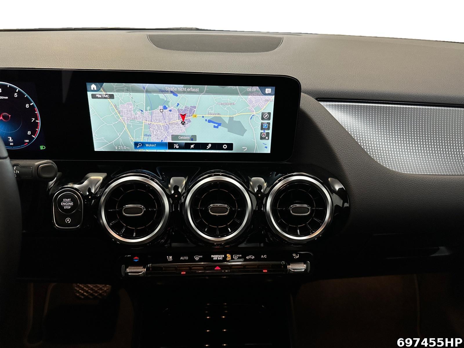 Fahrzeugabbildung Mercedes-Benz GLA 200 Progressive LED Spur CarPlay DAB Totw.