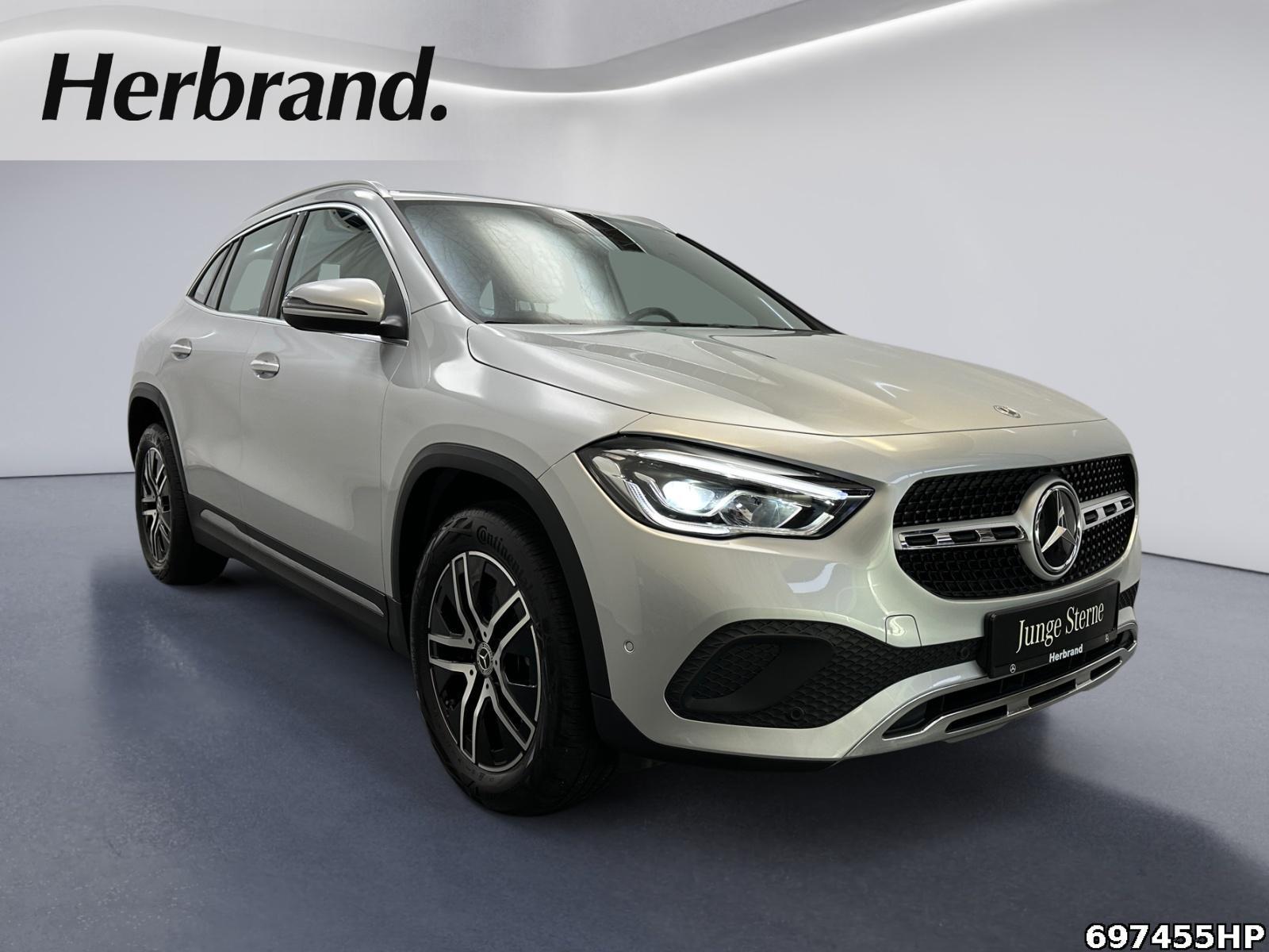 Fahrzeugabbildung Mercedes-Benz GLA 200 Progressive LED Spur CarPlay DAB Totw.