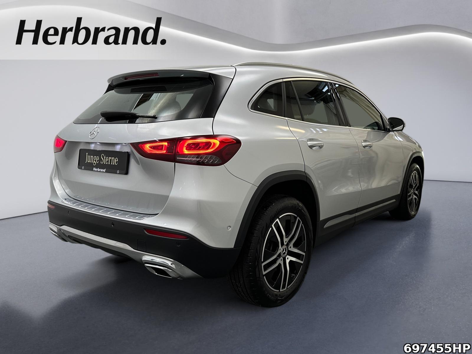 Fahrzeugabbildung Mercedes-Benz GLA 200 Progressive LED Spur CarPlay DAB Totw.