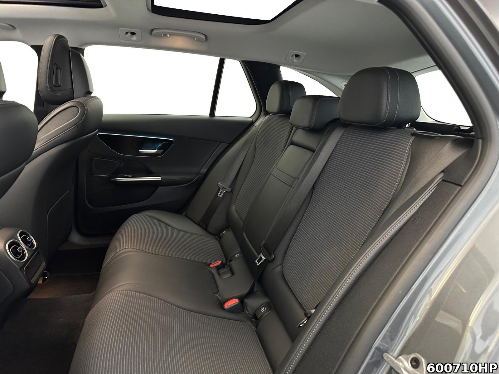 Fahrzeugabbildung Mercedes-Benz C 220 d T Avantgarde Pano AHK Kamera Totw CarPla