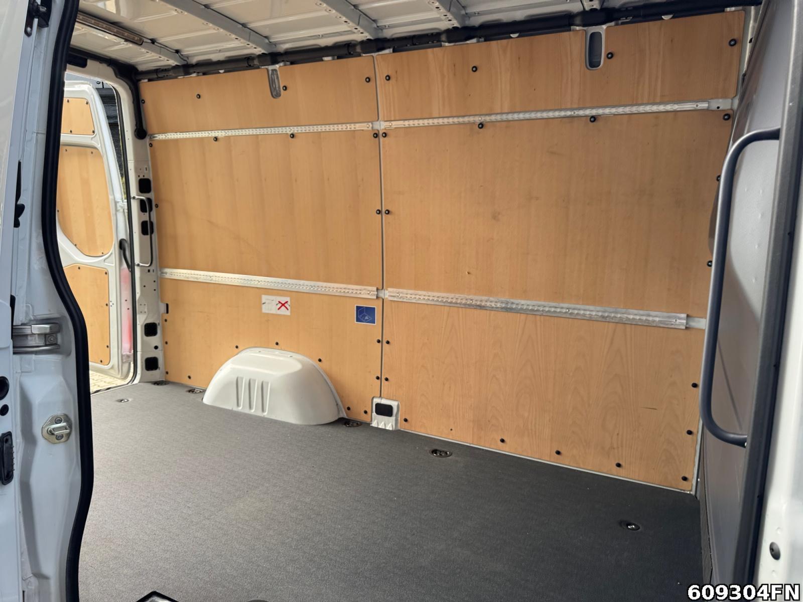 Fahrzeugabbildung Mercedes-Benz Sprinter 317 CDI Kasten L2H2*Navi*LED*Kamera*