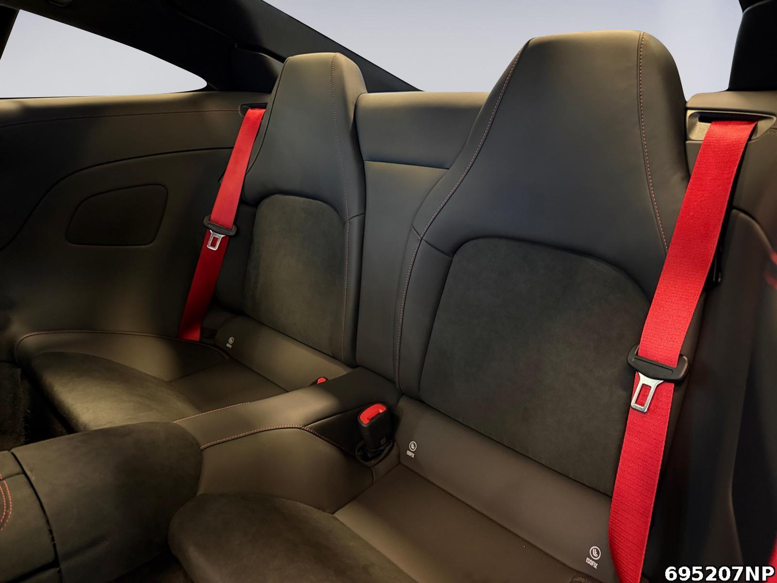 Fahrzeugabbildung Mercedes-Benz AMG GT 63 4MATIC+ MAGNO+KERAMIK+AERO+PERF.SITZE