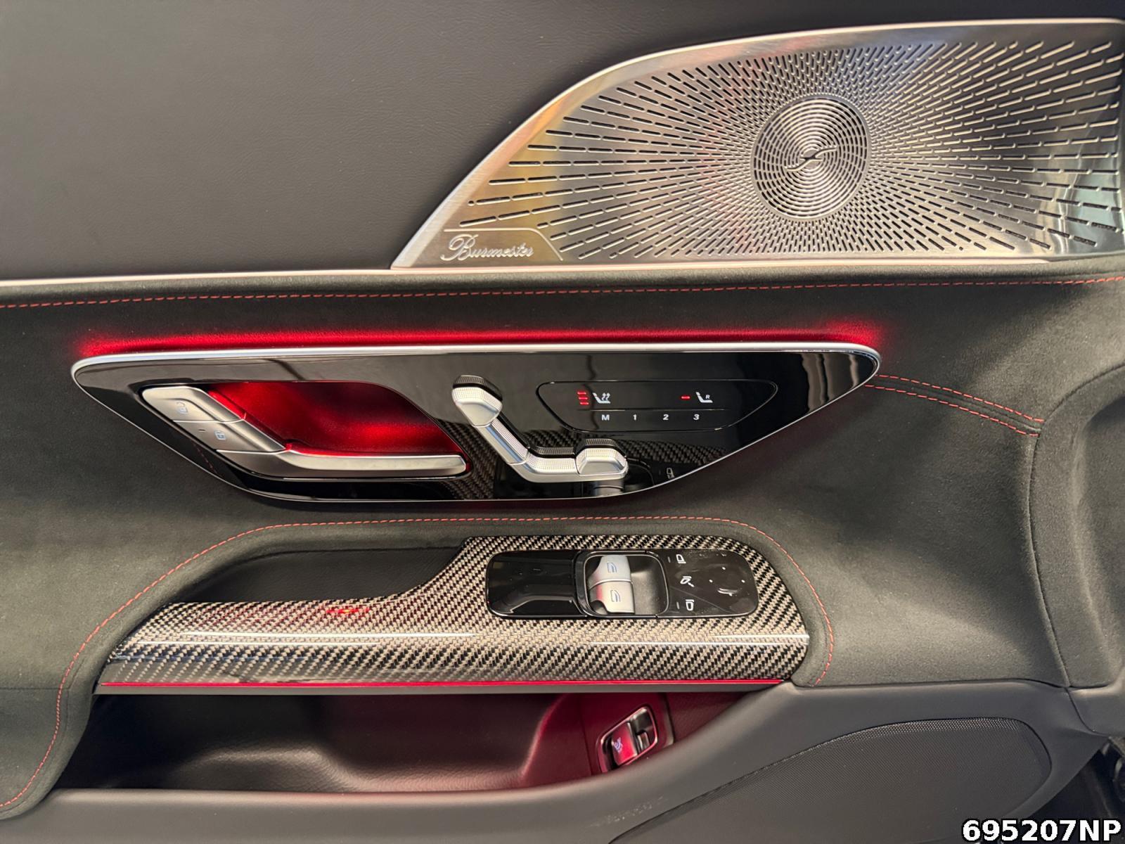 Fahrzeugabbildung Mercedes-Benz AMG GT 63 4MATIC+ MAGNO+KERAMIK+AERO+PERF.SITZE