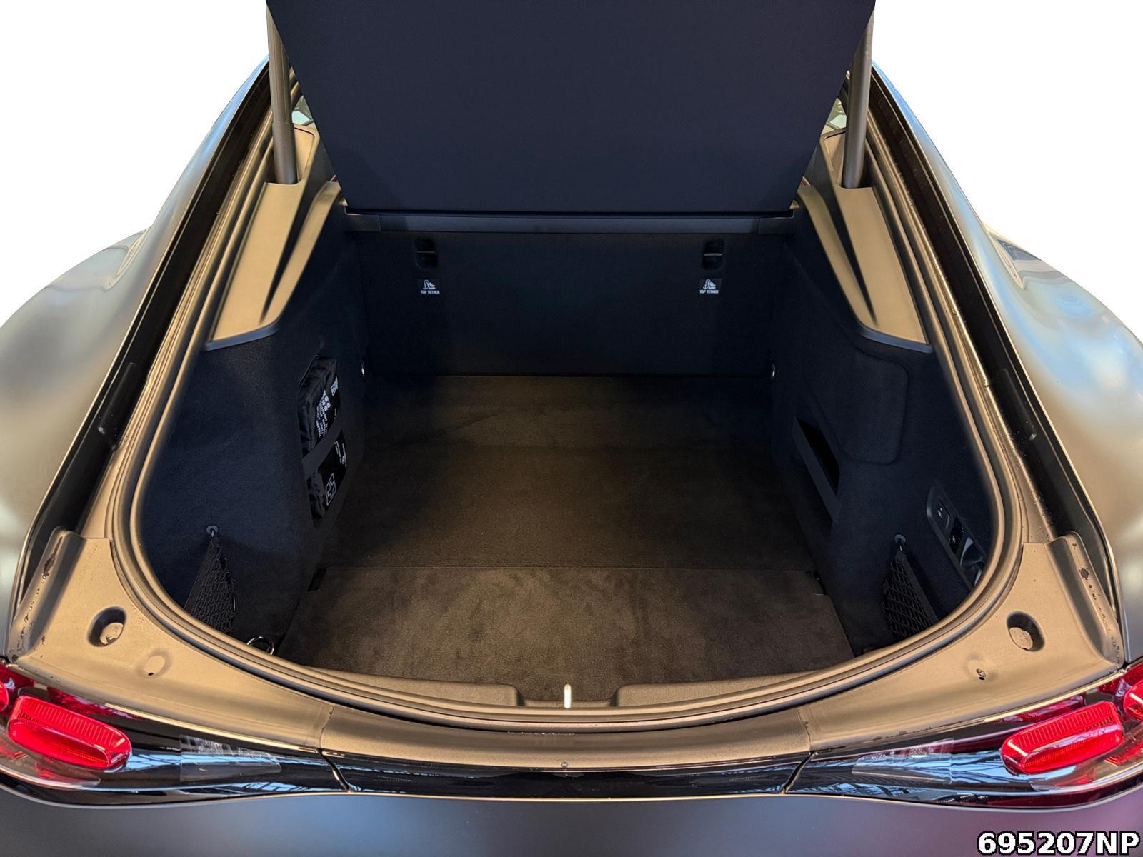 Fahrzeugabbildung Mercedes-Benz AMG GT 63 4MATIC+ MAGNO+KERAMIK+AERO+PERF.SITZE