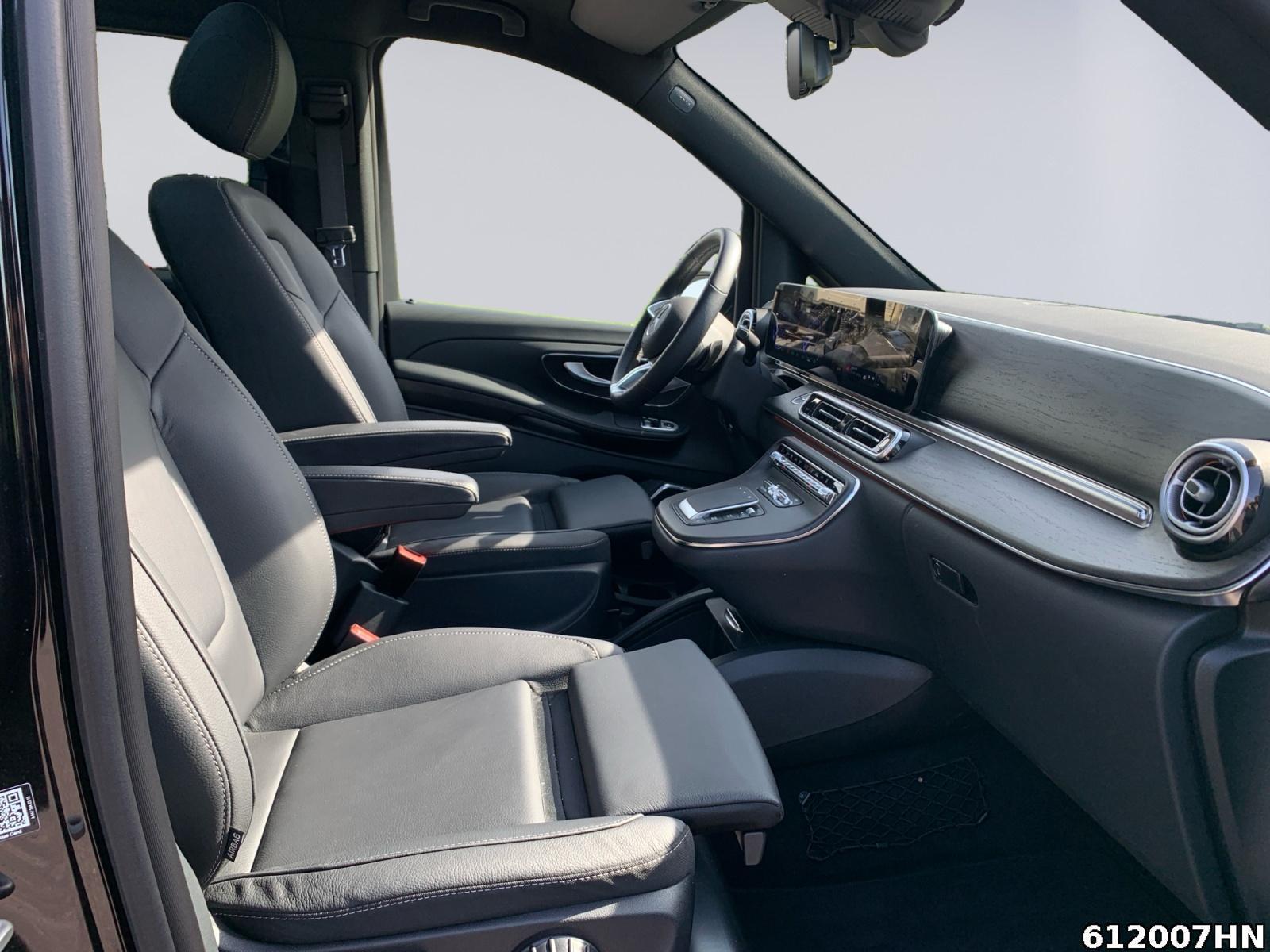 Fahrzeugabbildung Mercedes-Benz EQV AVG/L *AIRMATIC**PANO-DACH**BURMESTER*