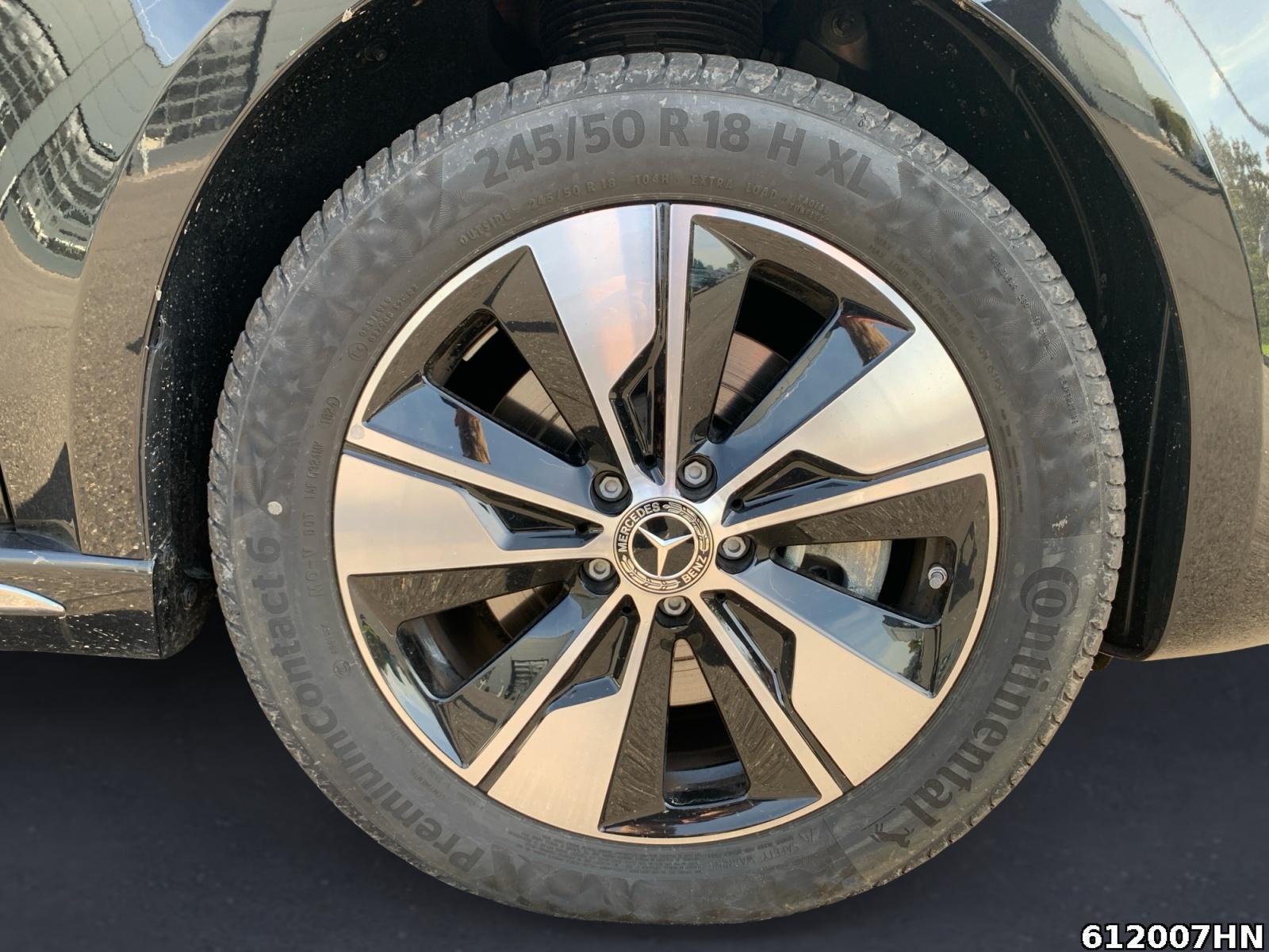 Fahrzeugabbildung Mercedes-Benz EQV AVG/L *AIRMATIC**PANO-DACH**BURMESTER*