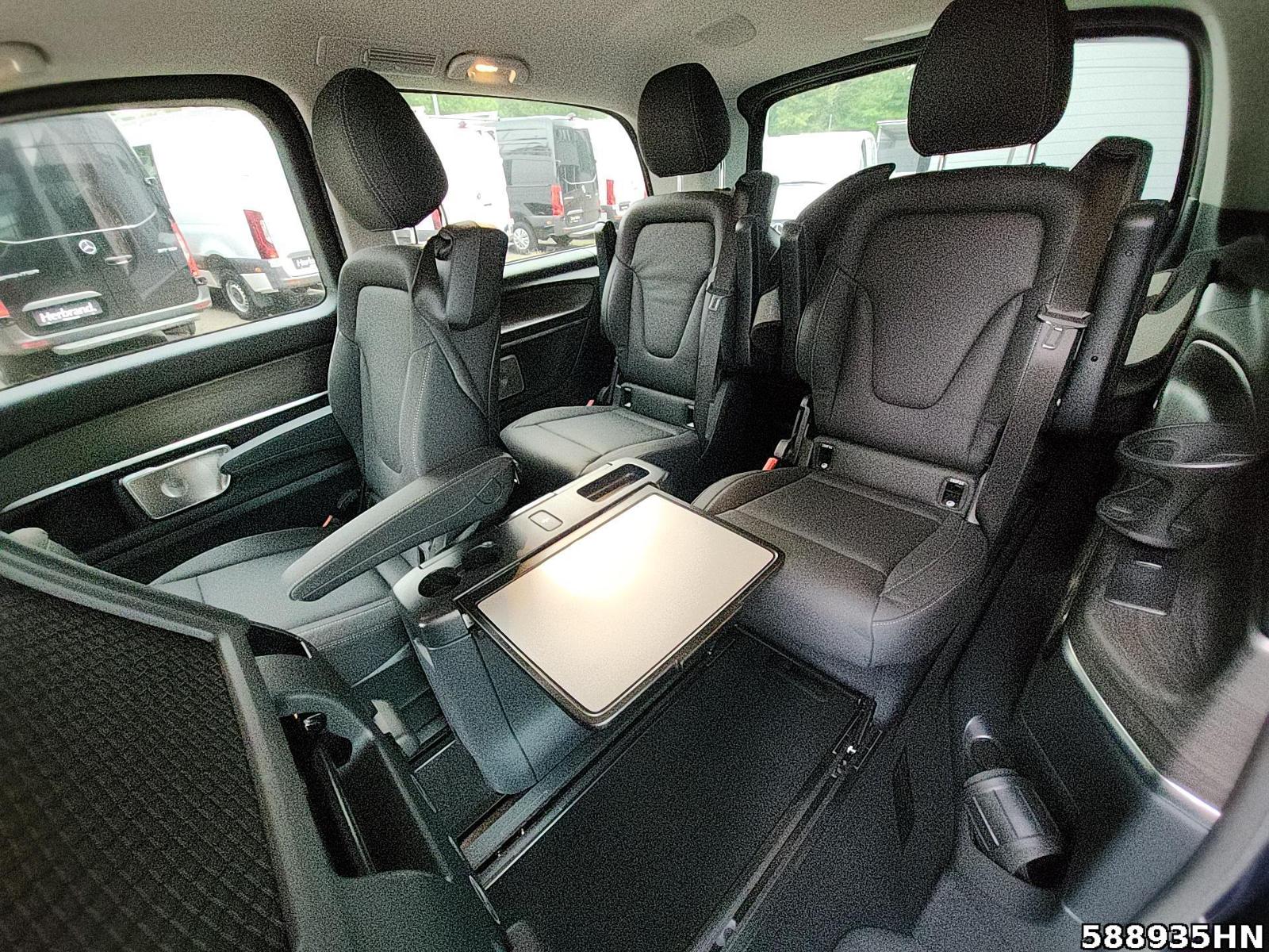 Fahrzeugabbildung Mercedes-Benz V 300 d 4MATIC AVANTGARDE Lang*'Airmatic*