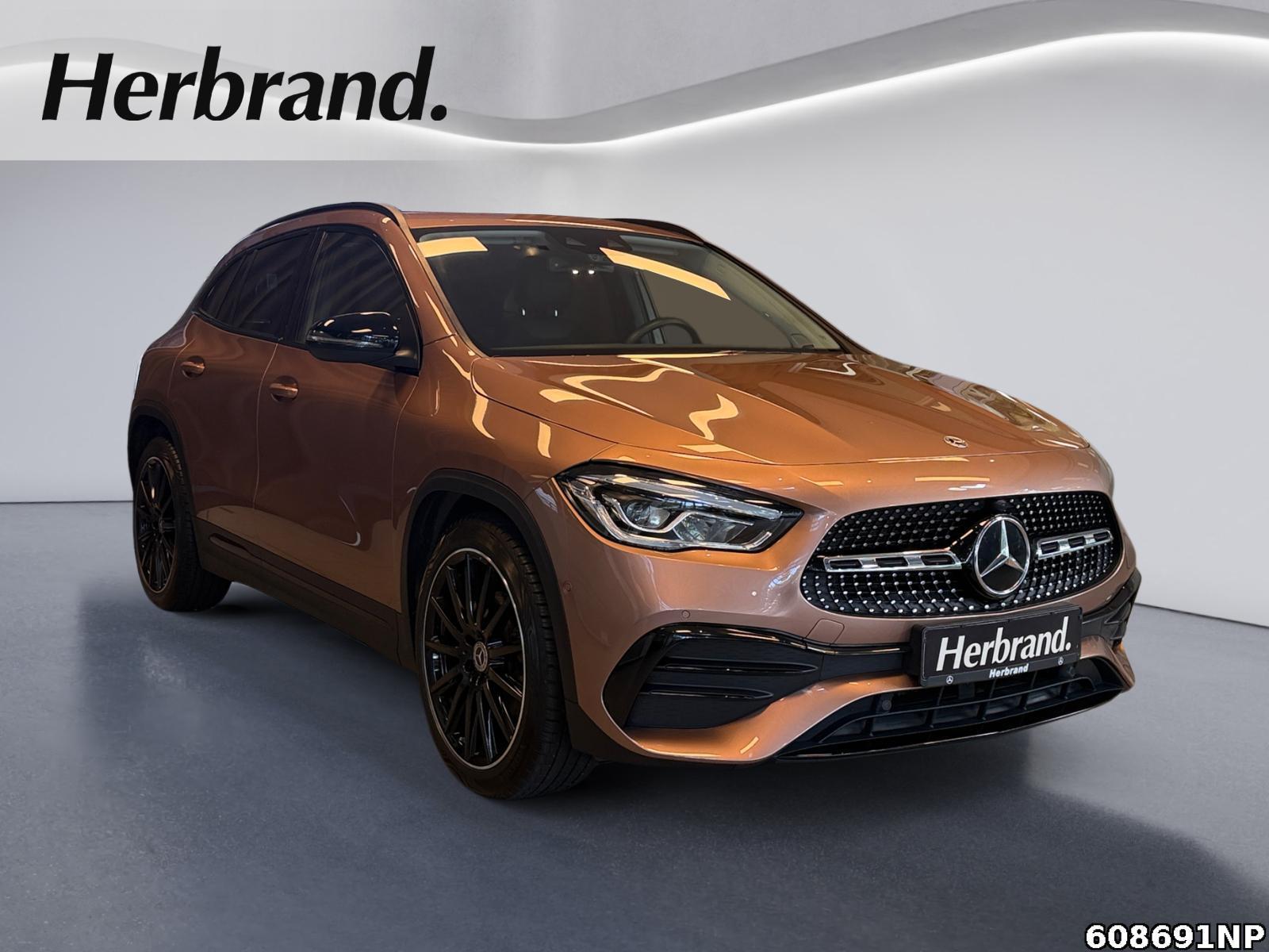 Fahrzeugabbildung Mercedes-Benz GLA 200 AMG Line Ambiente Totwinkel Carplay AHK