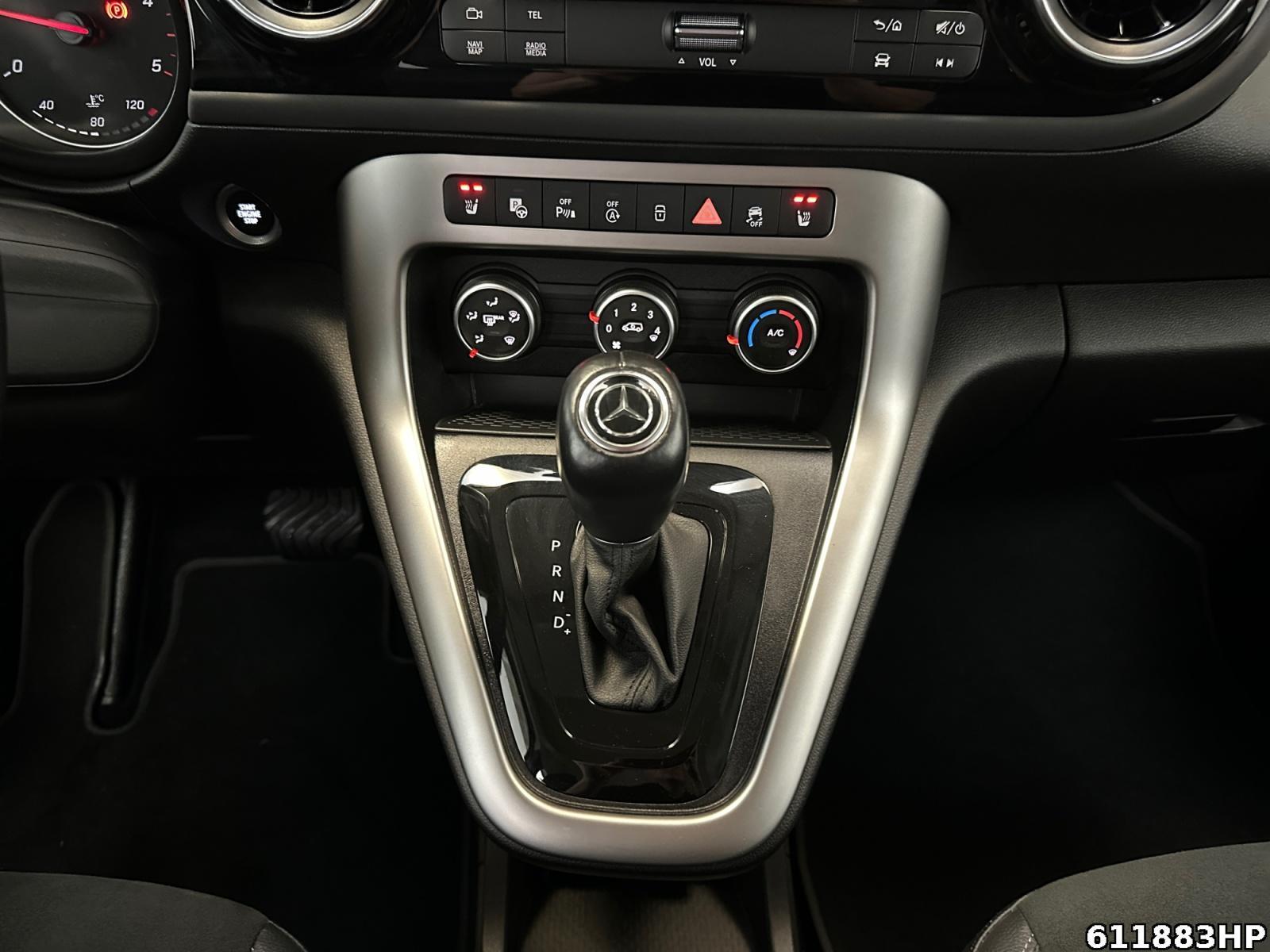Fahrzeugabbildung Mercedes-Benz T-Klasse Progressive AHK LED Rückfahrkamera