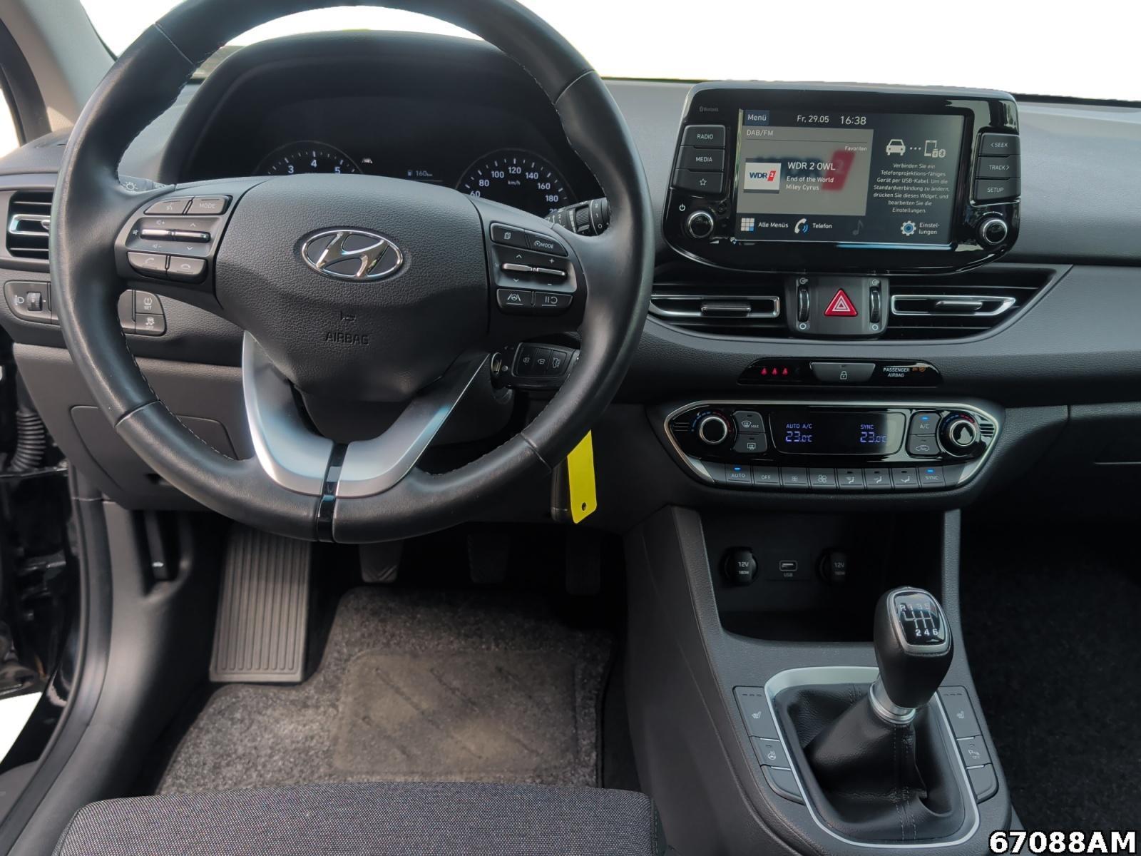 Fahrzeugabbildung Hyundai i30 Kombi Edition 30