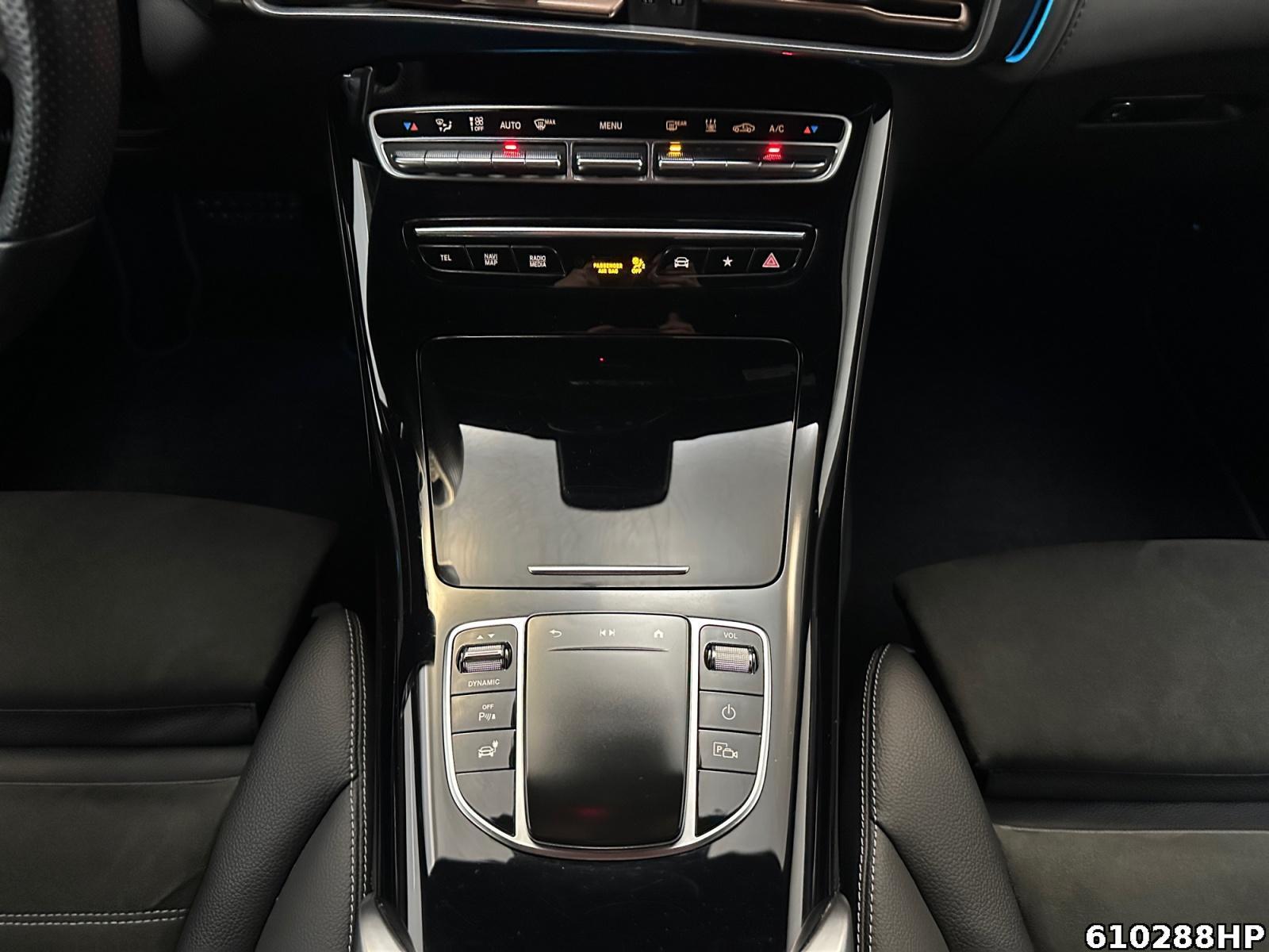 Fahrzeugabbildung Mercedes-Benz EQC 4M AMG AHK Multibeam Kamera Soundsystem