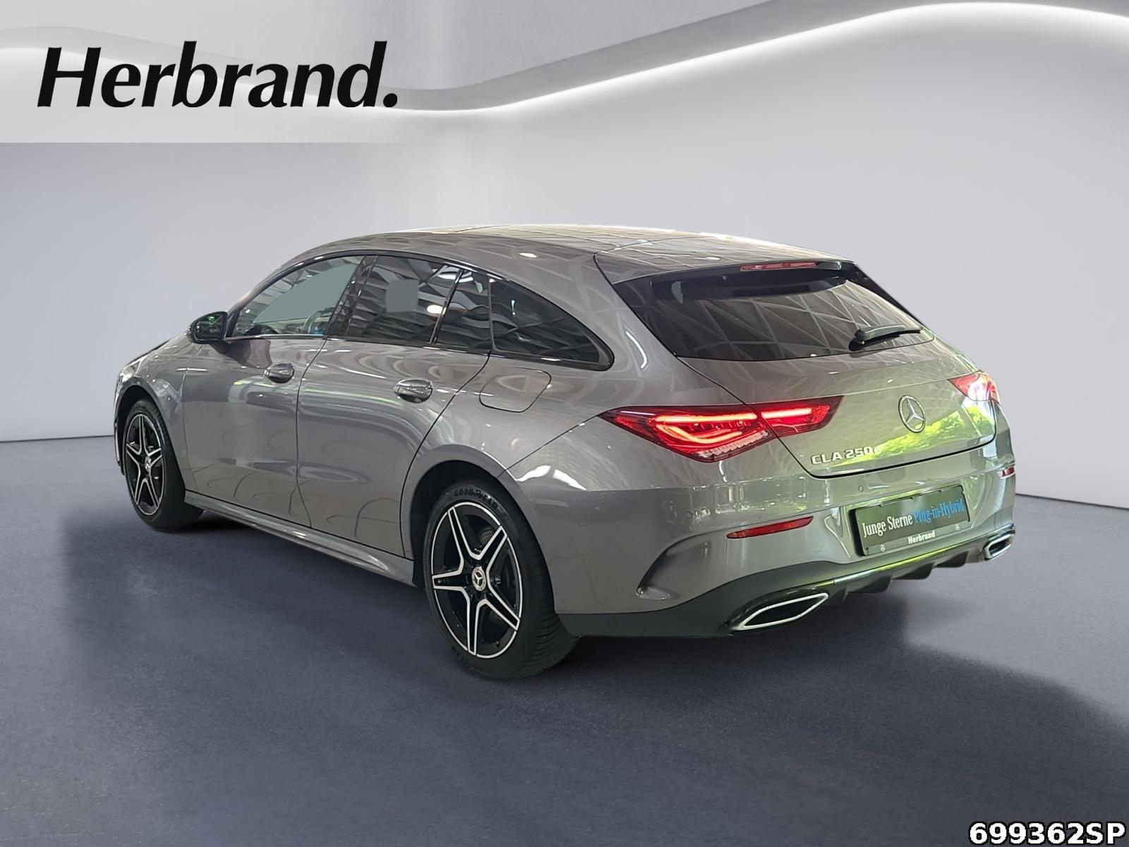 Fahrzeugabbildung Mercedes-Benz CLA 250 e SB AMG Pano Night CarPlay Kamera 18