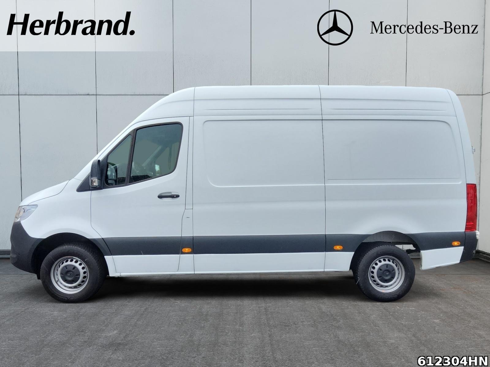 Fahrzeugabbildung Mercedes-Benz Sprinter 317 CDI Kasten*L2H2*3500AHK*Kamera*