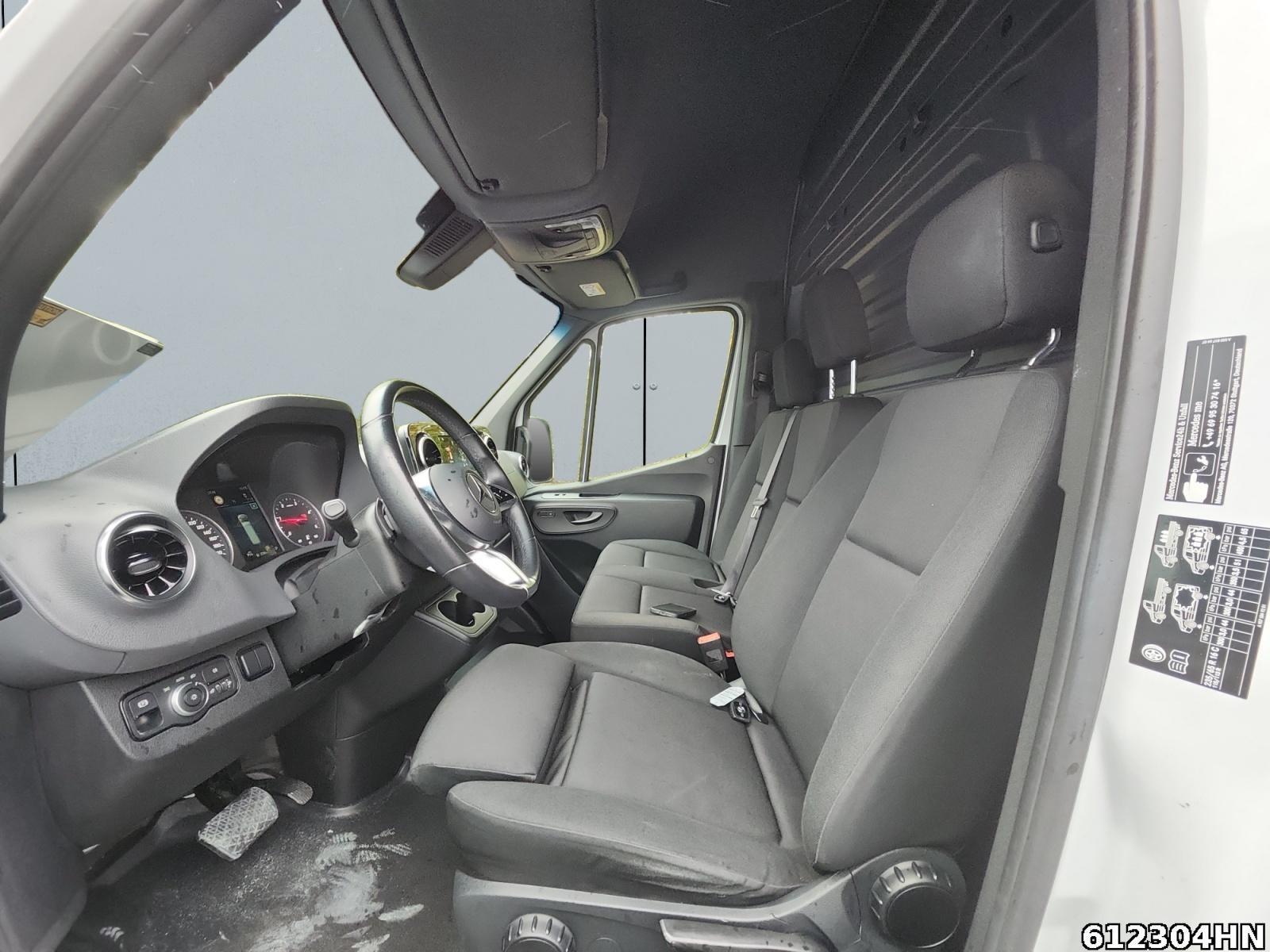 Fahrzeugabbildung Mercedes-Benz Sprinter 317 CDI Kasten*L2H2*3500AHK*Kamera*