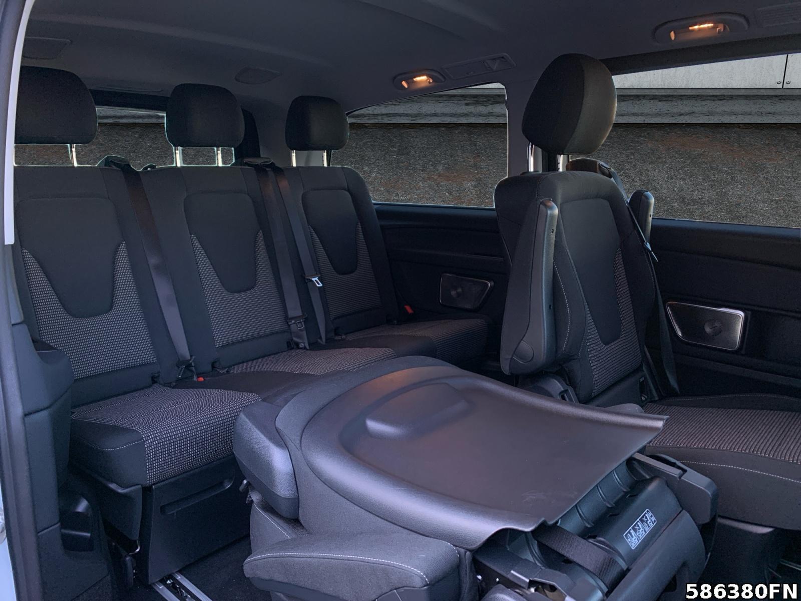 Fahrzeugabbildung Mercedes-Benz EQV 300 *MULTIBEAM*BURMESTER*WIDESCREEN*NAVI*