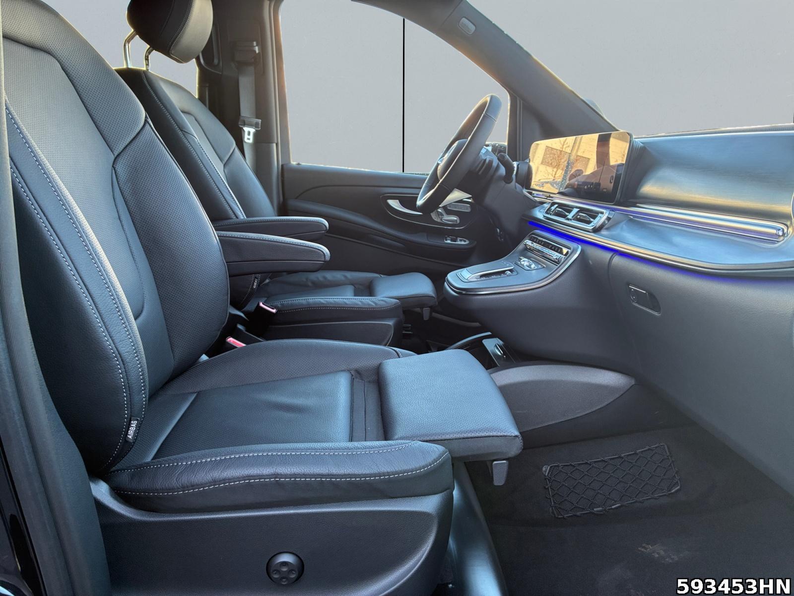 Fahrzeugabbildung Mercedes-Benz V 300 AVG/XXL *AIRMATIC*TISCH*AHK*STANDHEIZUNG*