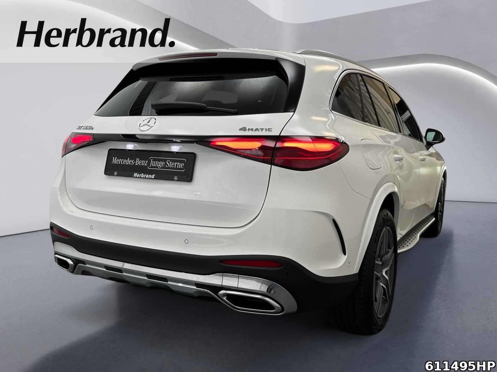 Fahrzeugabbildung Mercedes-Benz GLC 300 e 4M AMG Pano AHK Distronic Memory LED