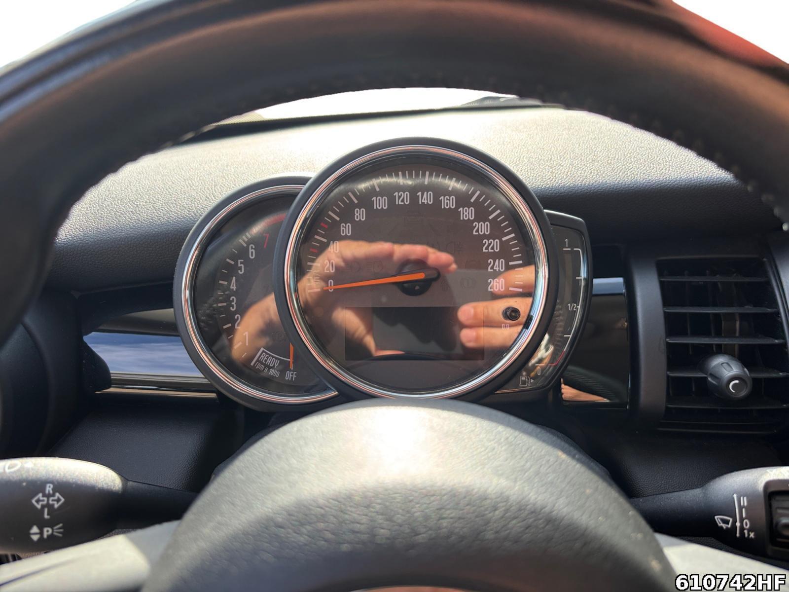 Fahrzeugabbildung MINI ONE 1.5 (EURO 6d-TEMP)(OPF)