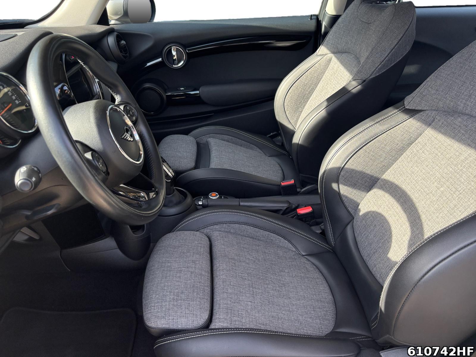 Fahrzeugabbildung MINI ONE 1.5 (EURO 6d-TEMP)(OPF)