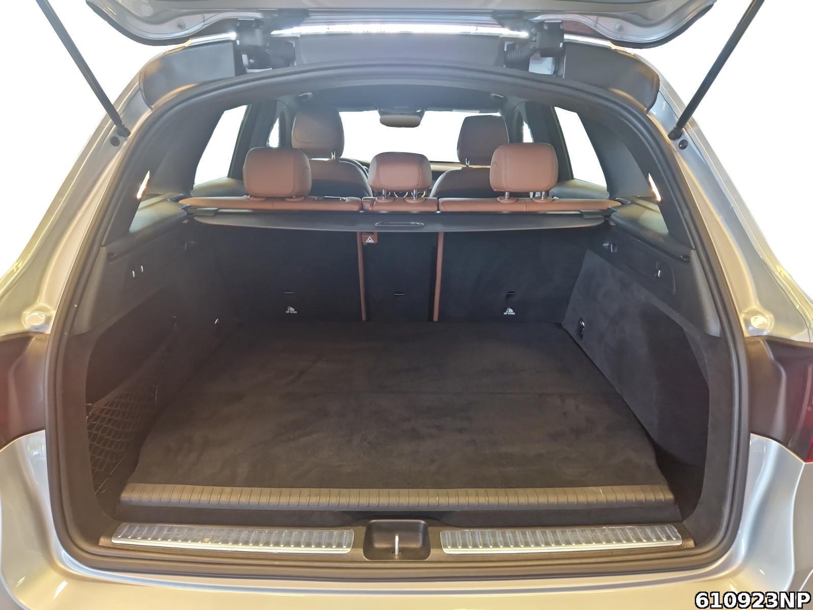 Fahrzeugabbildung Mercedes-Benz GLC 300 e 4M AMG