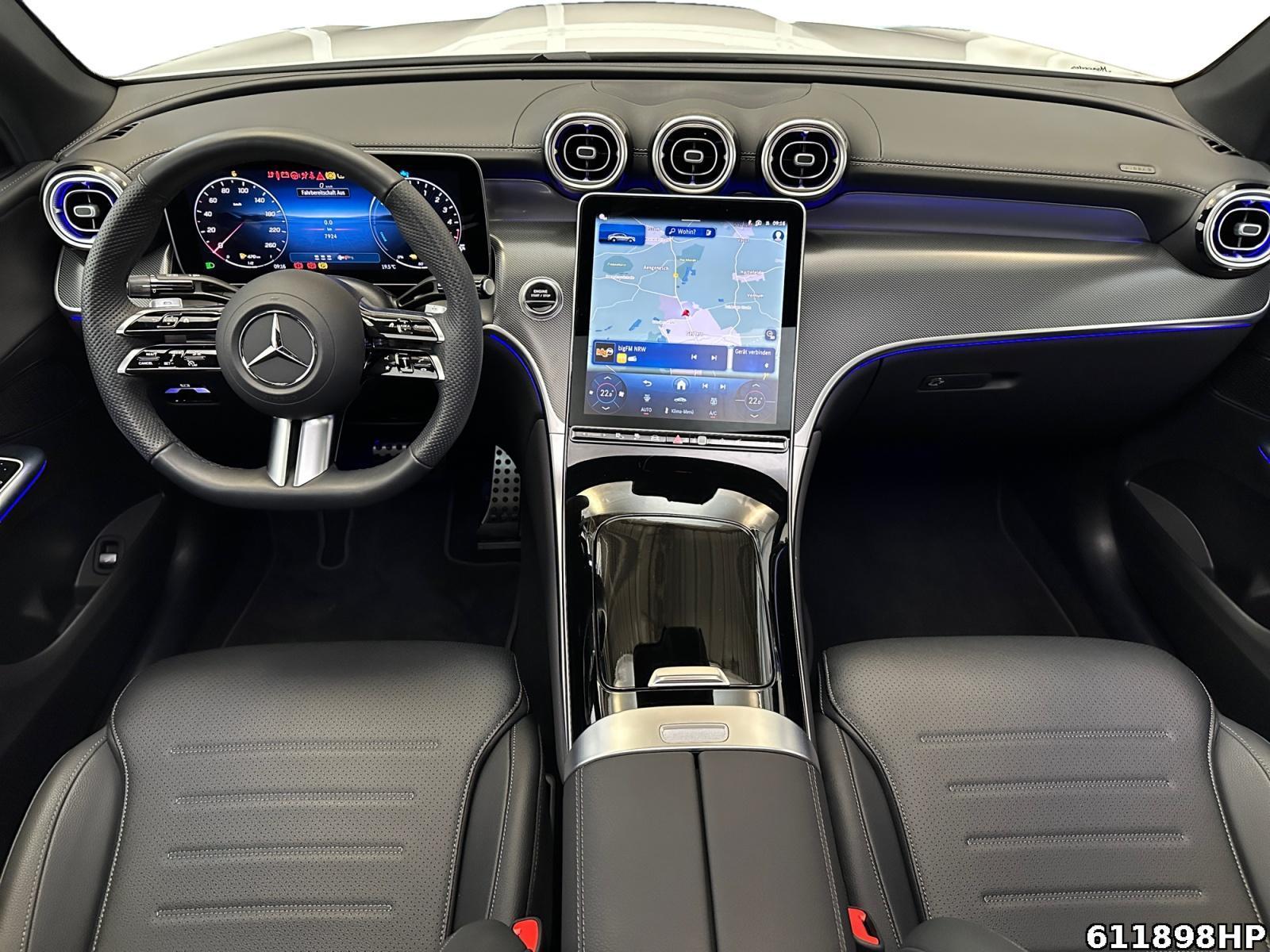 Fahrzeugabbildung Mercedes-Benz GLC 300 de 4M AMG Coupé Pano AHK Keyless Memory