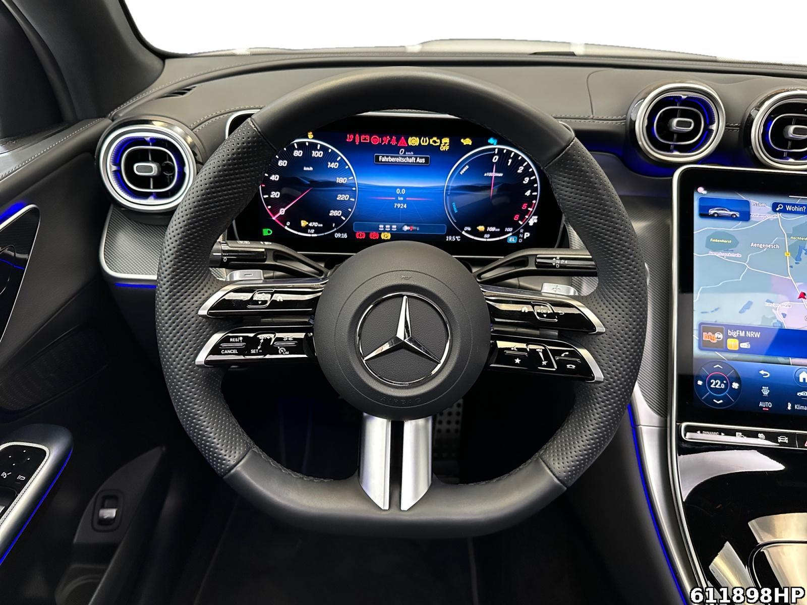 Fahrzeugabbildung Mercedes-Benz GLC 300 de 4M AMG Coupé Pano AHK Keyless Memory