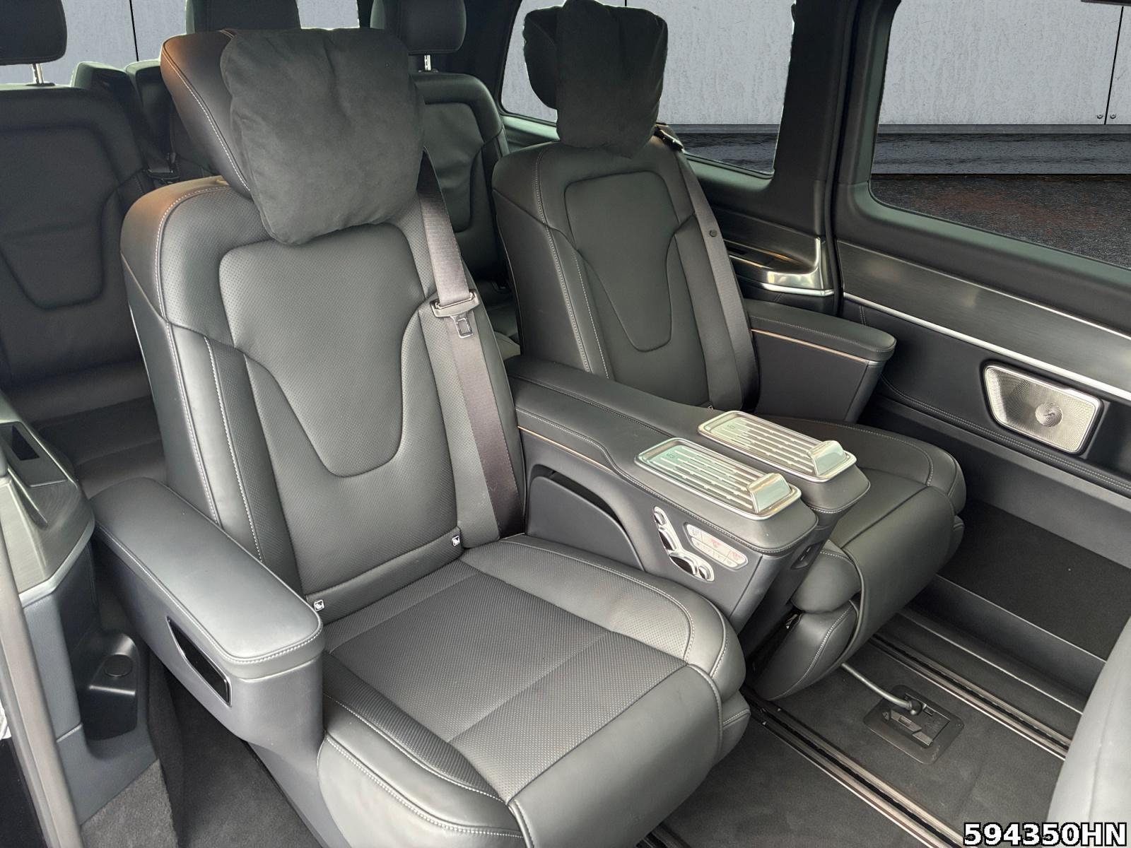 Fahrzeugabbildung Mercedes-Benz V 300 EXCLUSIVE 4MATIC L *LUXUS-SITZE*AIRMATIC*