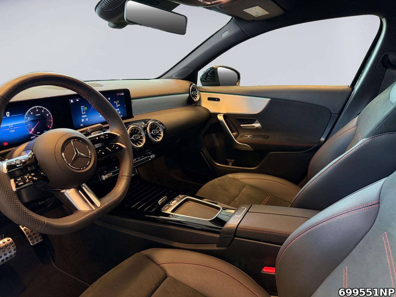 Fahrzeugabbildung Mercedes-Benz A 250 4M AMG Limousine Multibeam Keyless Night