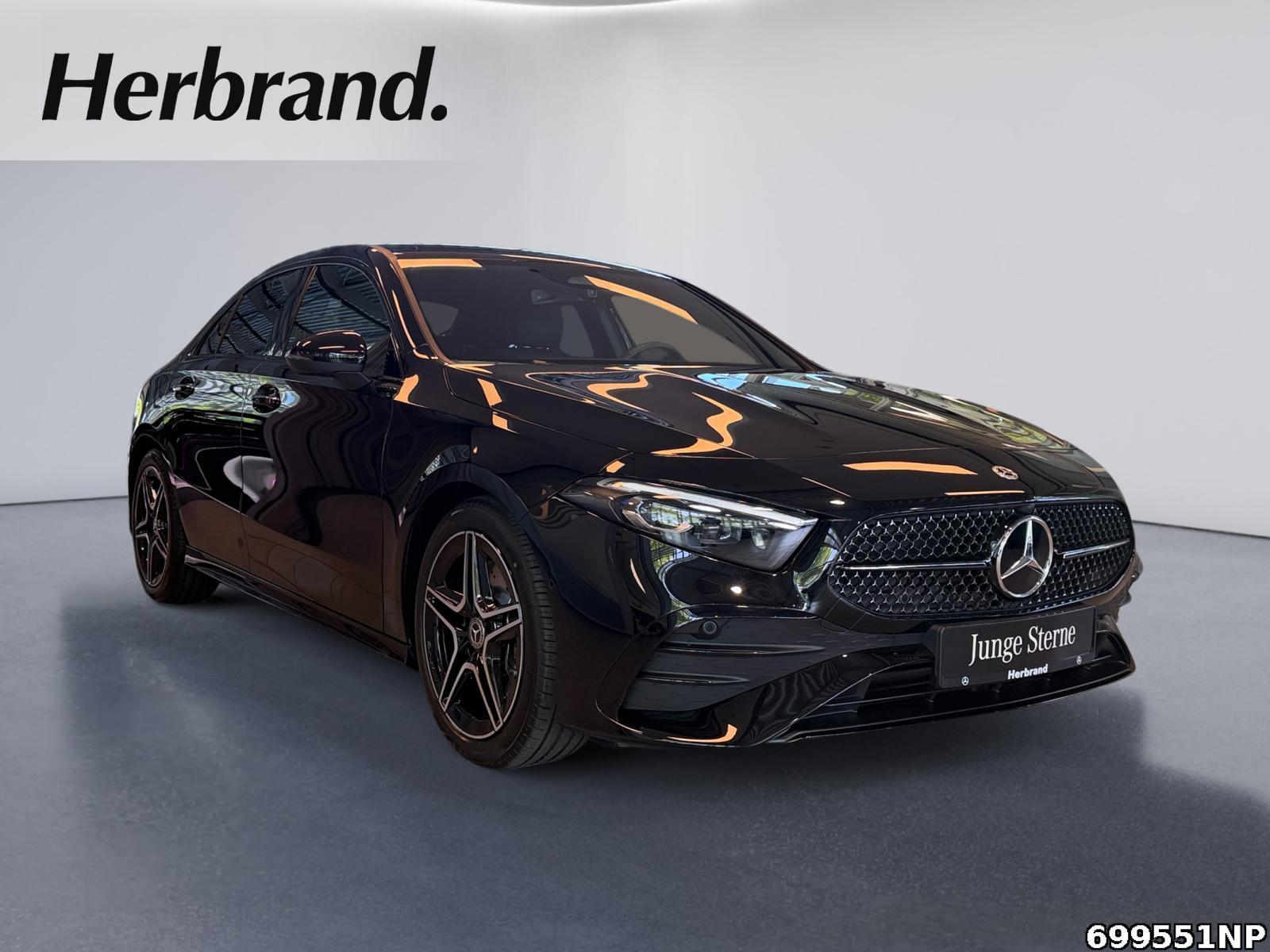 Fahrzeugabbildung Mercedes-Benz A 250 4M AMG Limousine Multibeam Keyless Night