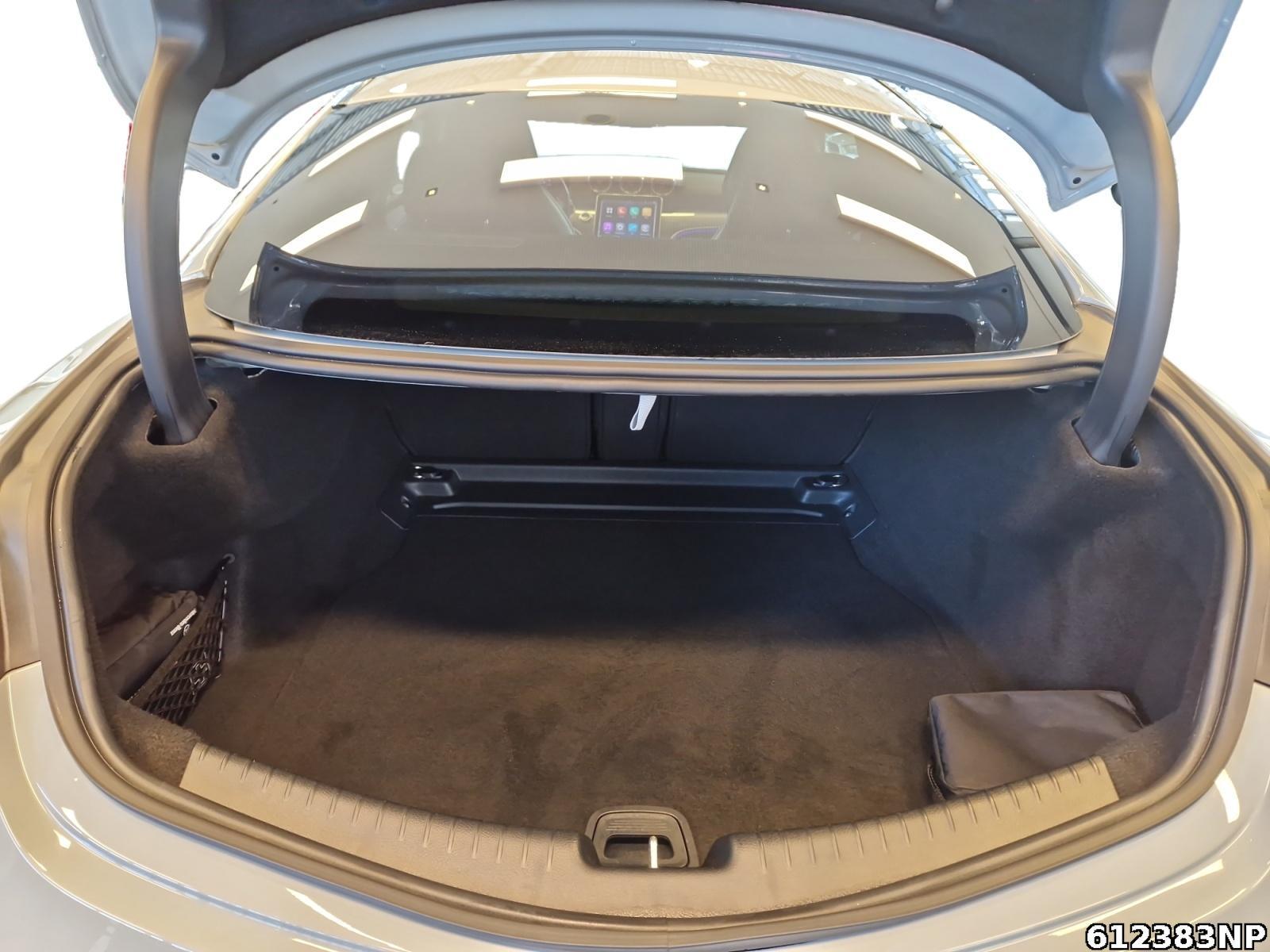 Fahrzeugabbildung Mercedes-Benz CLE 300 4M AMG Coupé Pano Night Burmester Memory