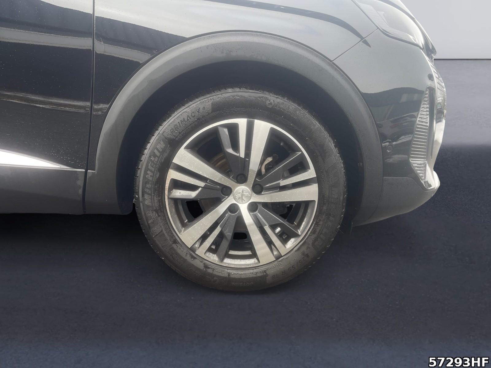 Fahrzeugabbildung Peugeot 3008 Allure Pack MOPF +SHZ+RFK+CARPLAY+LED