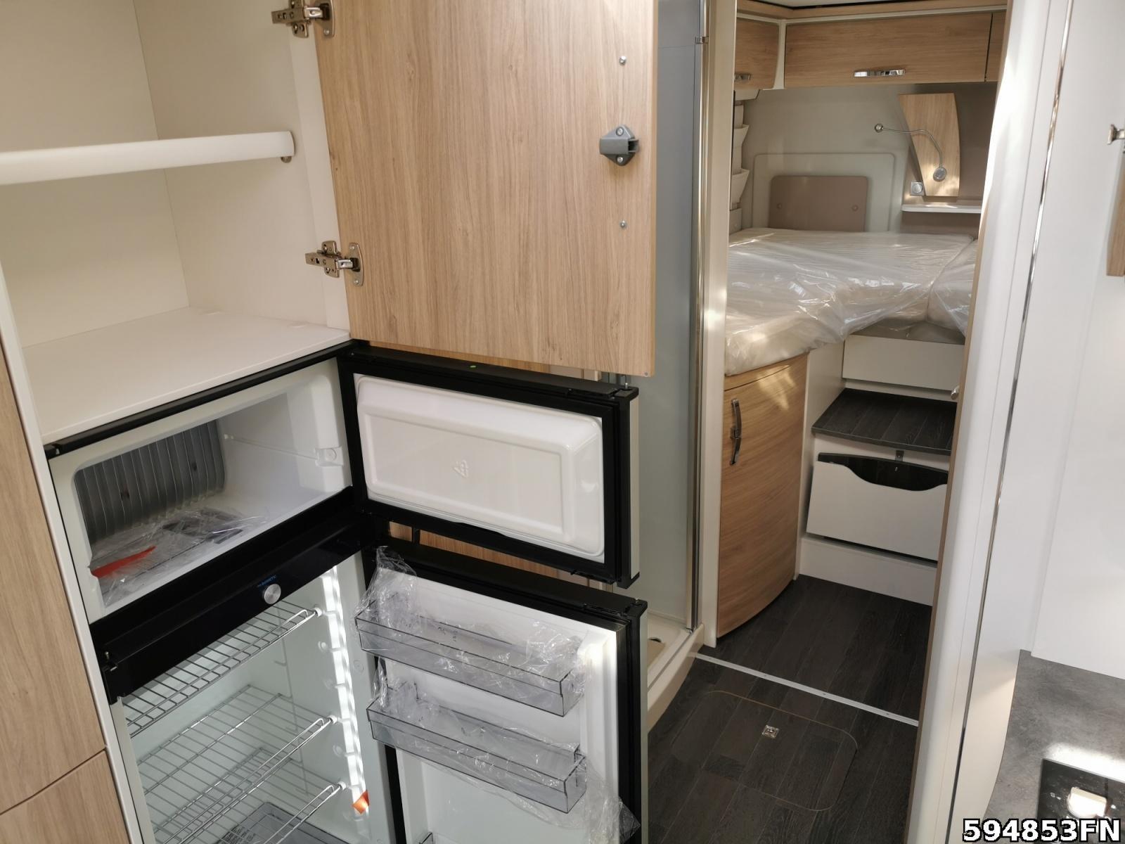Fahrzeugabbildung Frankia Platin 8400 GD Silber **AKTION**