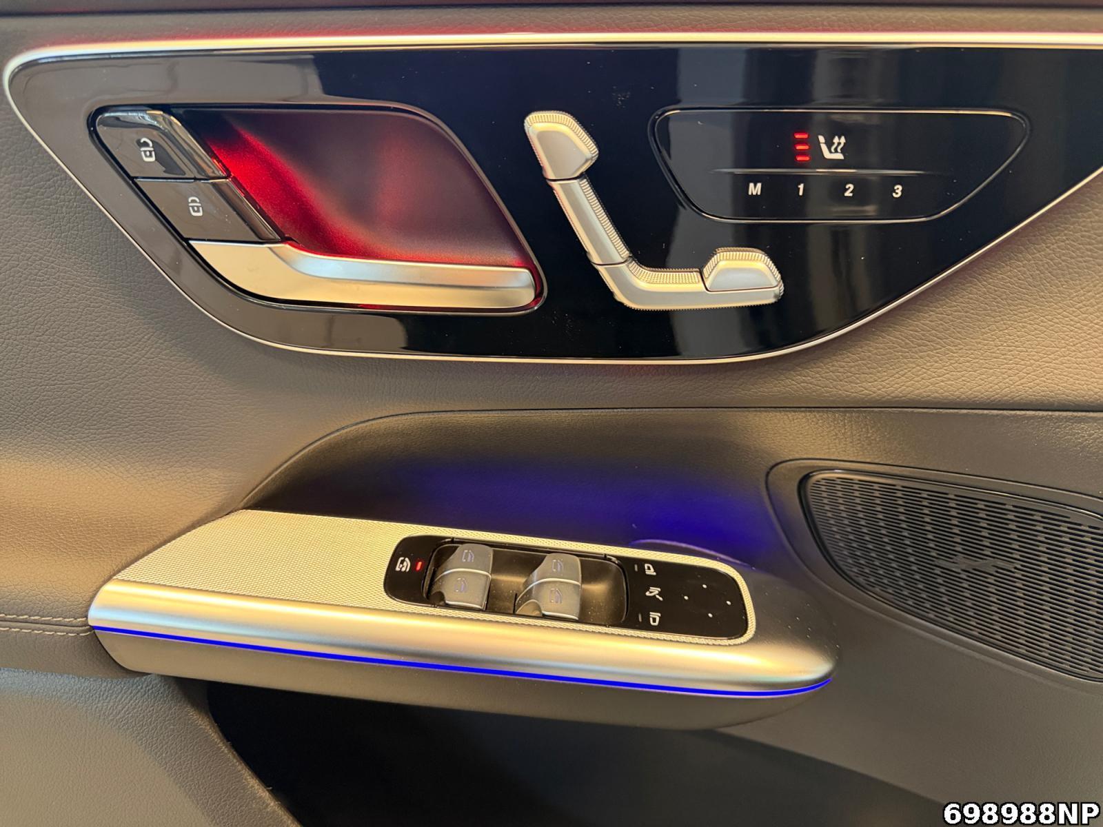 Fahrzeugabbildung Mercedes-Benz GLC 220 d 4MATIC EDITION+PANO+AHK+360°+20