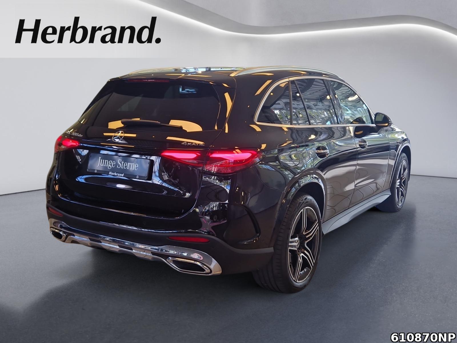 Fahrzeugabbildung Mercedes-Benz GLC 300 de 4M AMG AHK Pano Digital 360° Memory