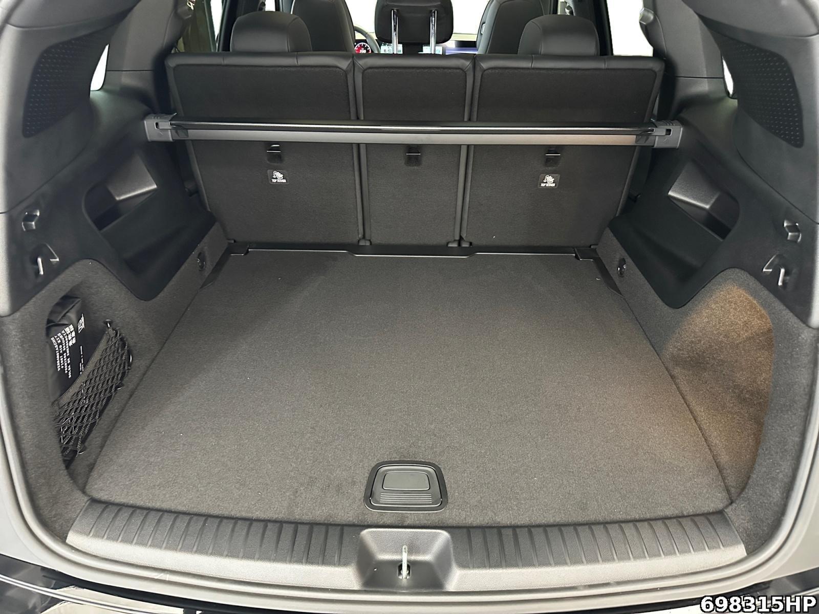 Fahrzeugabbildung Mercedes-Benz GLB 200 +AMG+NIGHT+AHK+MULTIBEAM+SUPERSCREEN+