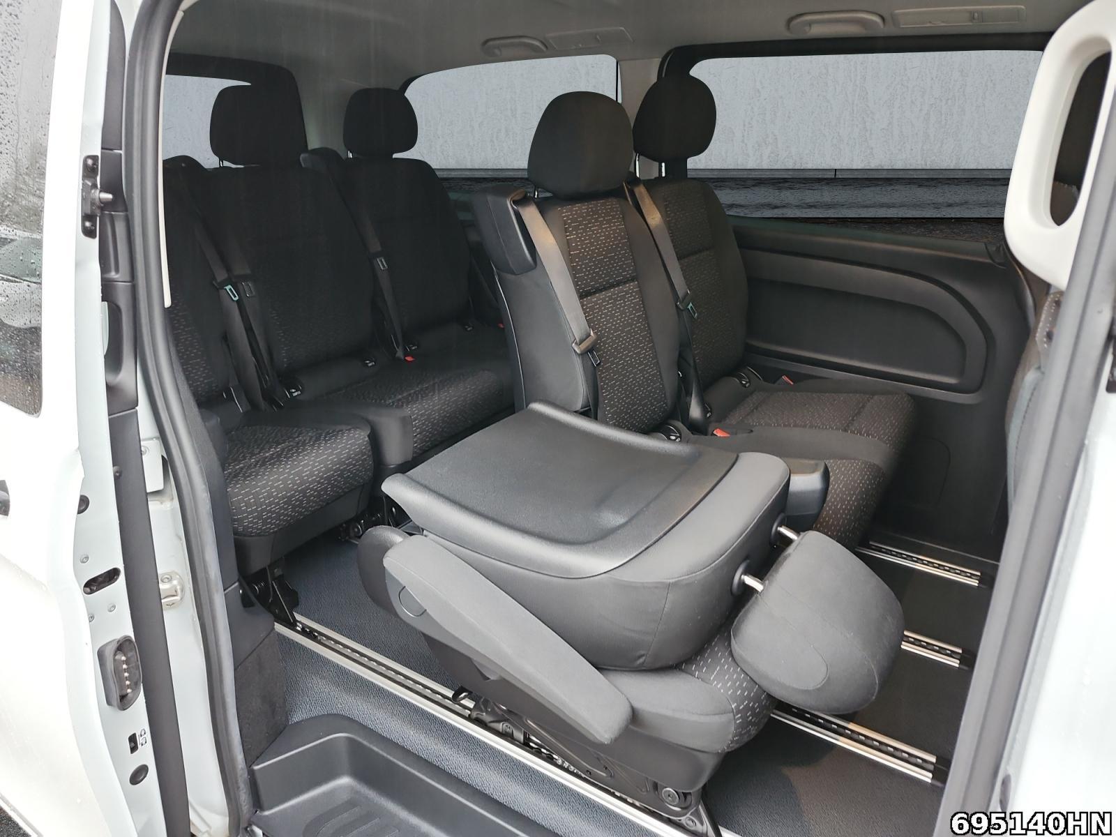 Fahrzeugabbildung Mercedes-Benz Vito 119 CDI Tourer PRO Lang*9-Sitzer*Multibeam