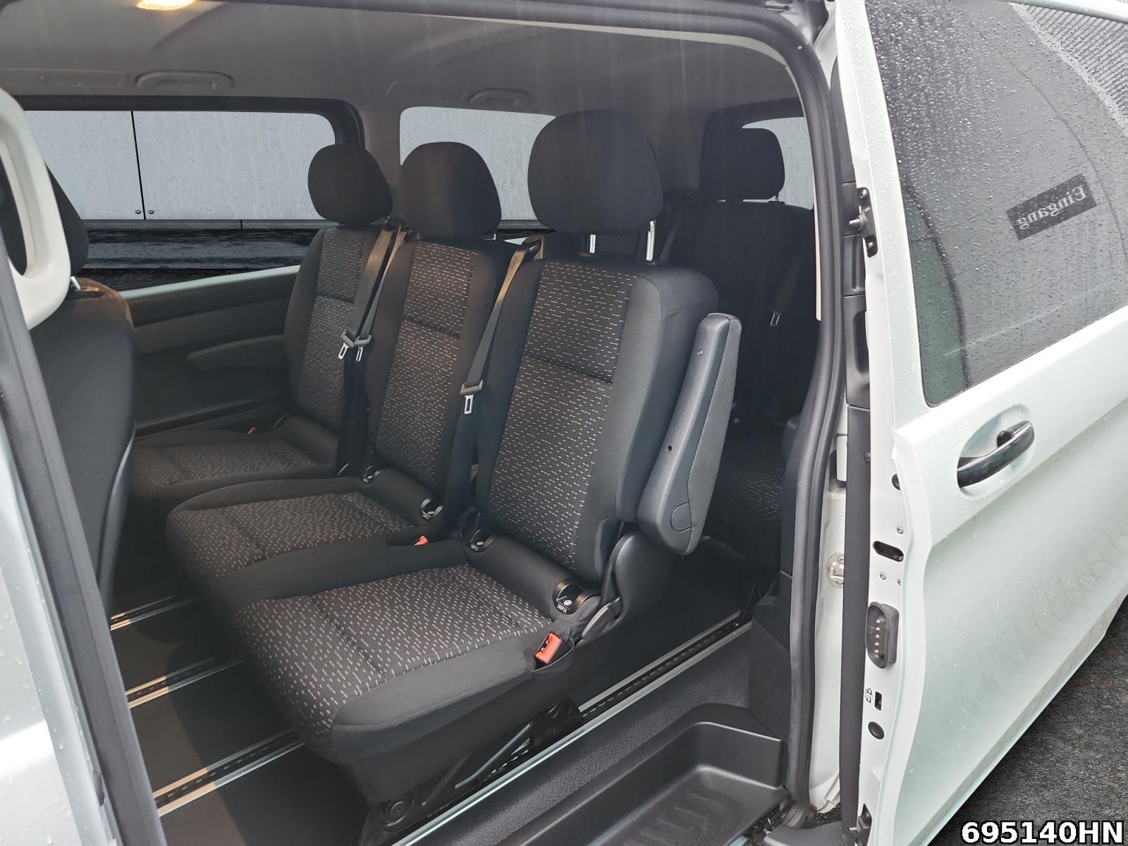 Fahrzeugabbildung Mercedes-Benz Vito 119 CDI Tourer PRO Lang*9-Sitzer*Multibeam